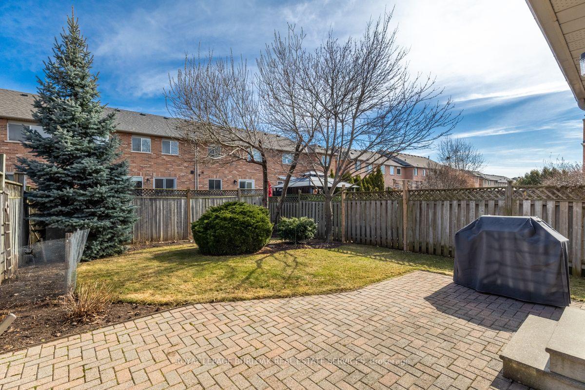 Photo 19 of 649 Amelia Crescent, Burlington, Appleby — HOMEH