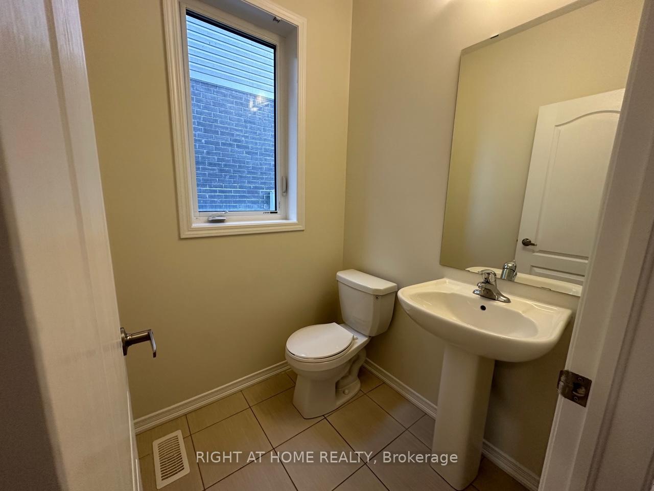 Photo 5 of 23 Amos Avenue, Brant, Brantford Twp — HOMEH