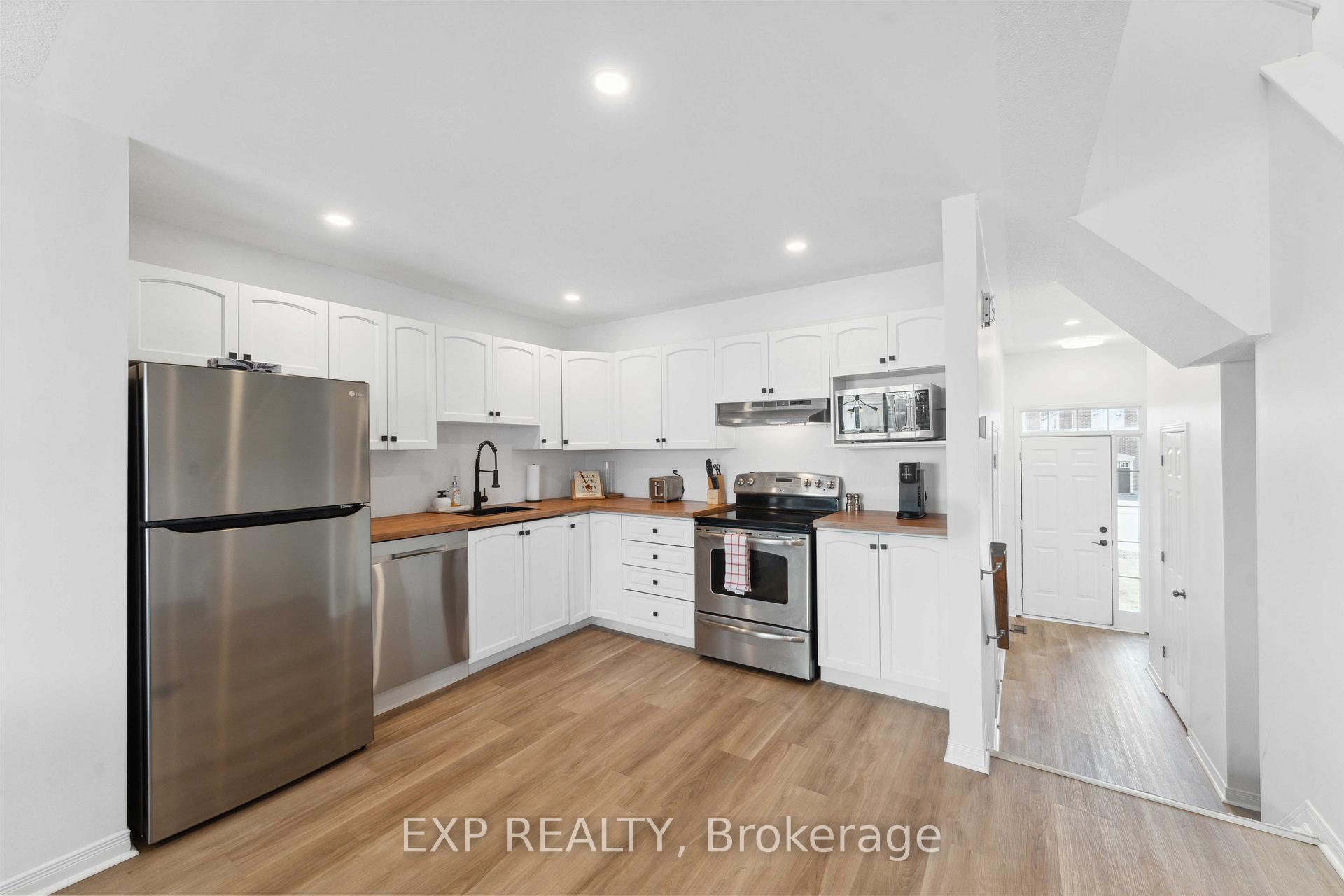 Photo 5 of 474 Claridge Drive, Ottawa, Barrhaven - Longfields — HOMEH