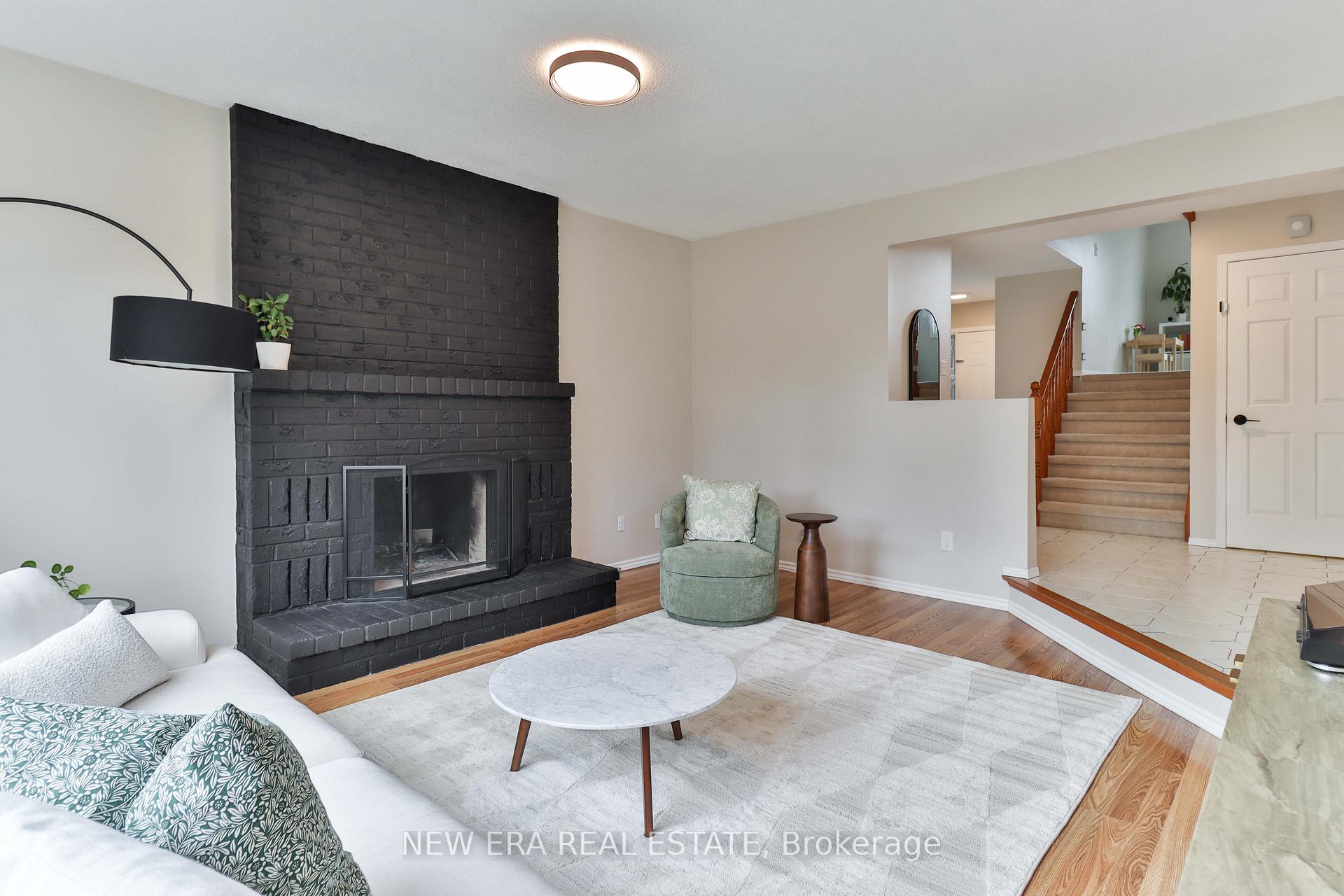 Photo 7 of 549 Deerhurst Drive, Burlington, Appleby — HOMEH