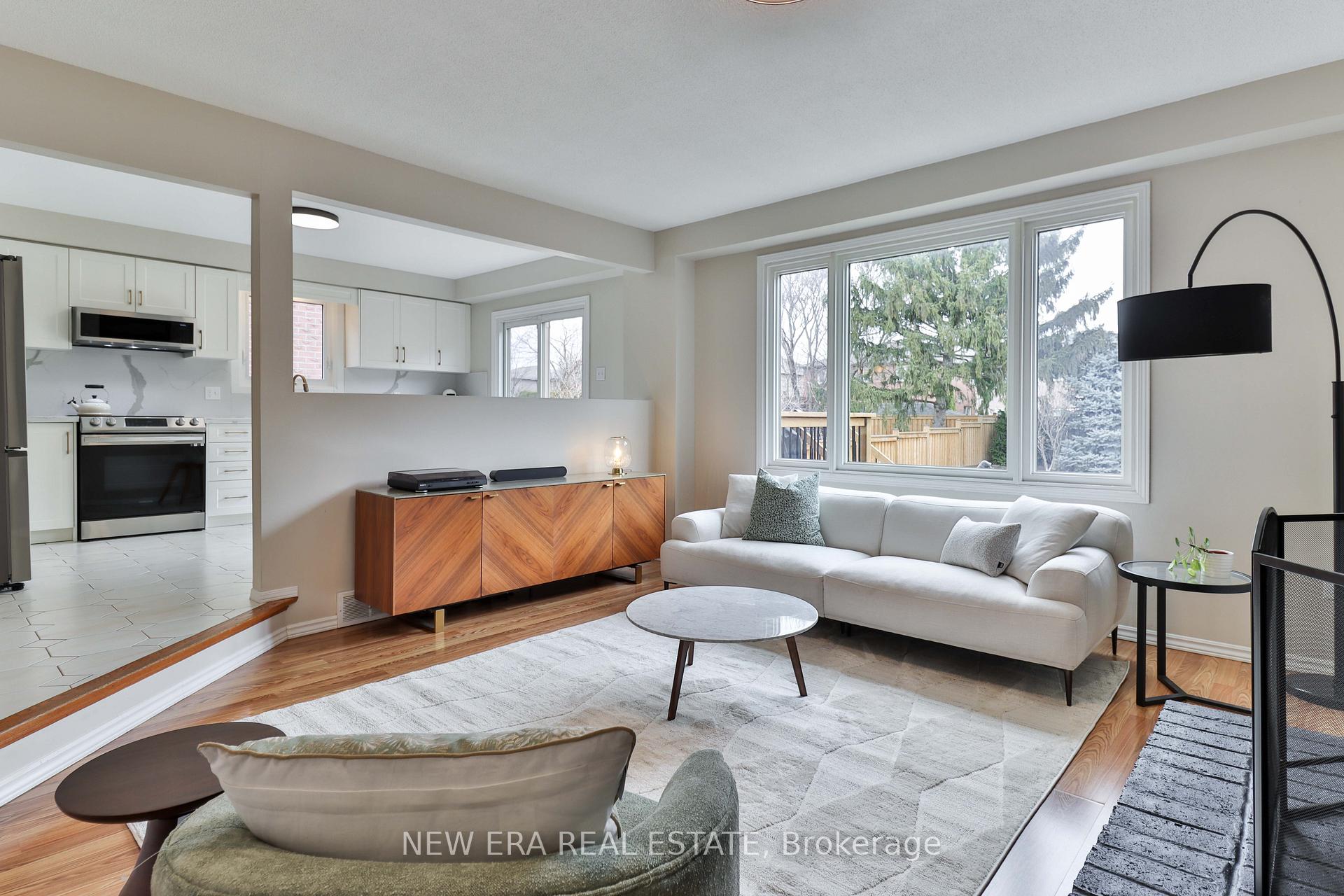Photo 8 of 549 Deerhurst Drive, Burlington, Appleby — HOMEH