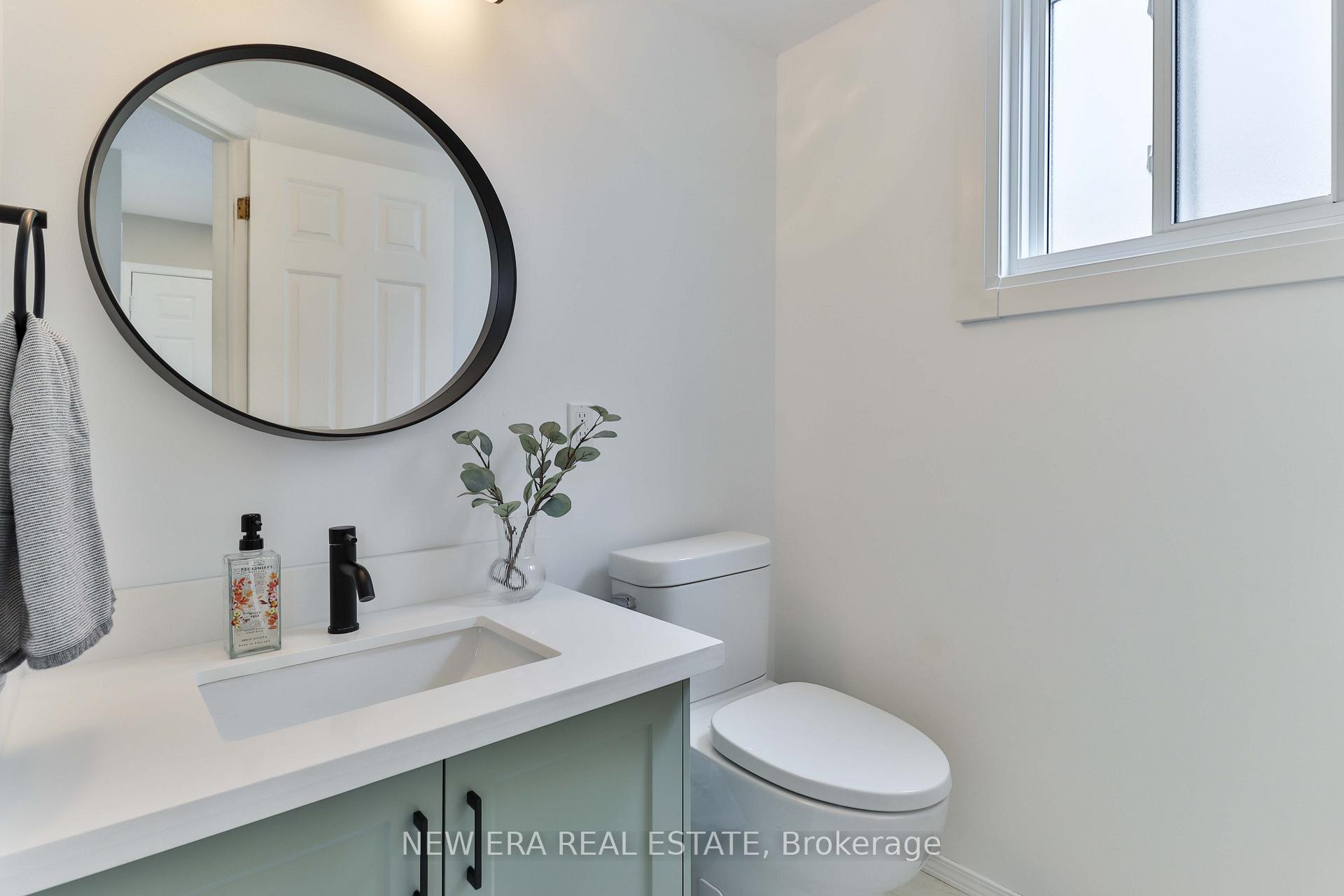 Photo 13 of 549 Deerhurst Drive, Burlington, Appleby — HOMEH