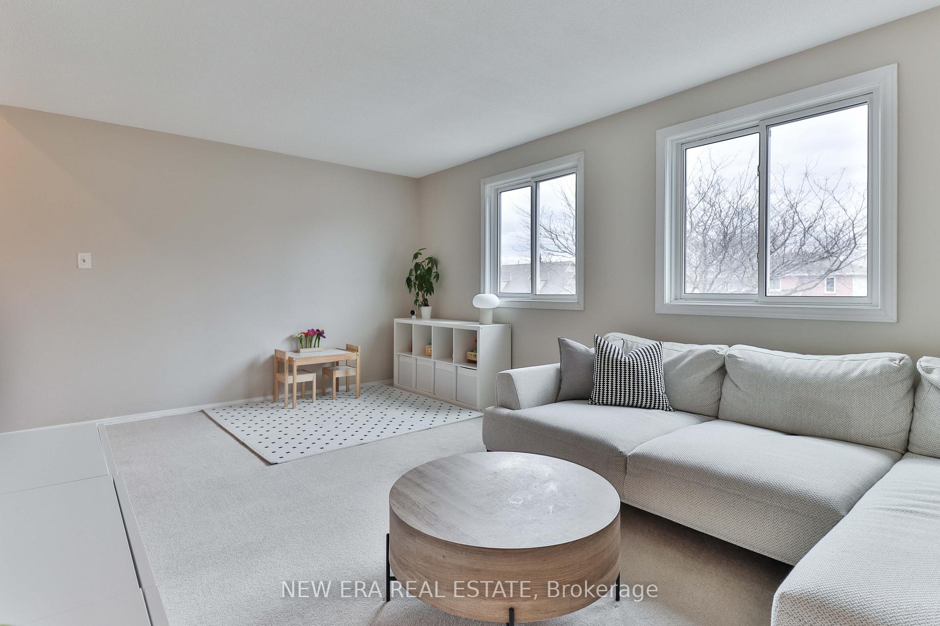 Photo 15 of 549 Deerhurst Drive, Burlington, Appleby — HOMEH