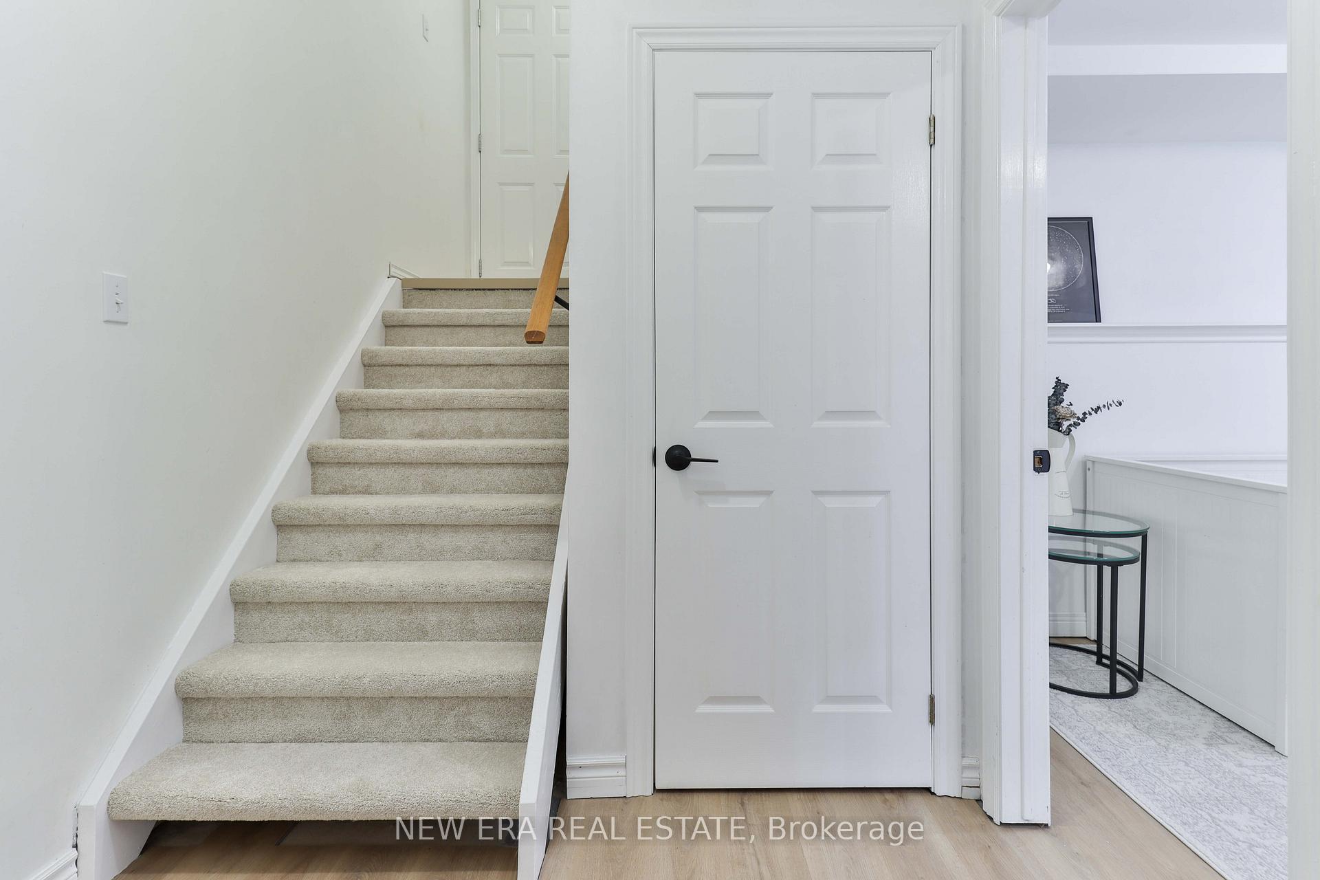 Photo 26 of 549 Deerhurst Drive, Burlington, Appleby — HOMEH
