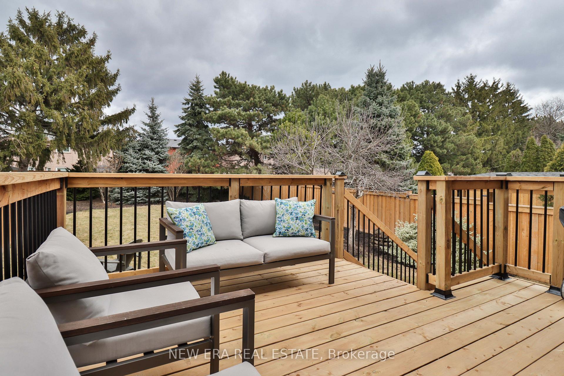 Photo 34 of 549 Deerhurst Drive, Burlington, Appleby — HOMEH