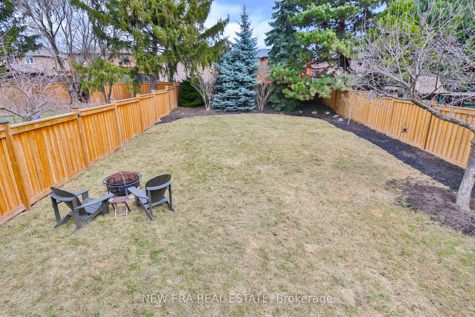 Photo 35 of 549 Deerhurst Drive, Burlington, Appleby — HOMEH