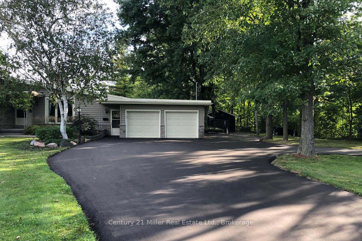 Photo 4 of 5550 Appleby Line, Burlington, Rural Burlington — HOMEH