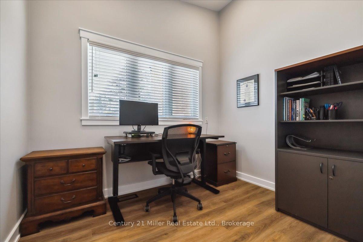 Photo 17 of 5550 Appleby Line, Burlington, Rural Burlington — HOMEH