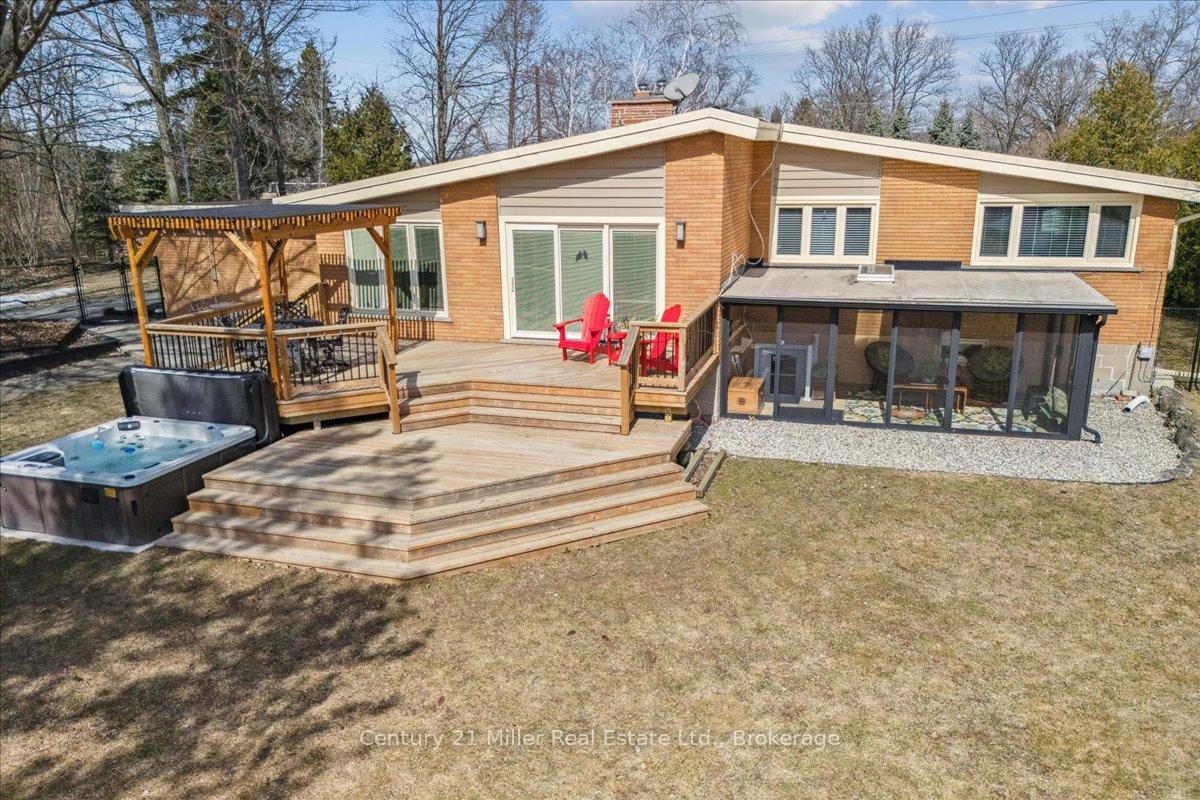 Photo 45 of 5550 Appleby Line, Burlington, Rural Burlington — HOMEH