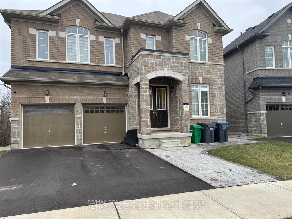 Front of 8 Unwind Crescent