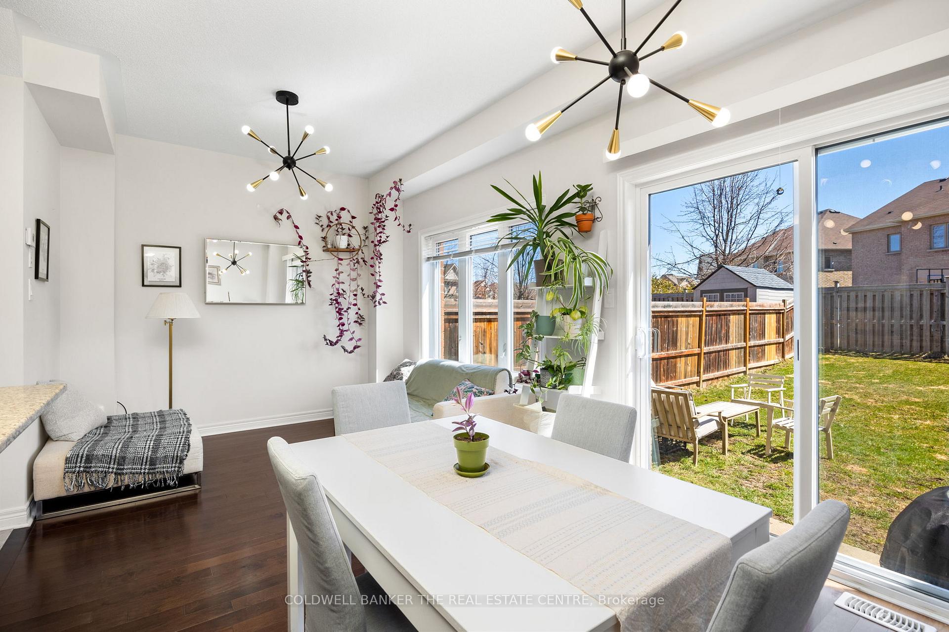 Photo 2 of 59 Forsyth Crescent, Barrie, West Bayfield — HOMEH