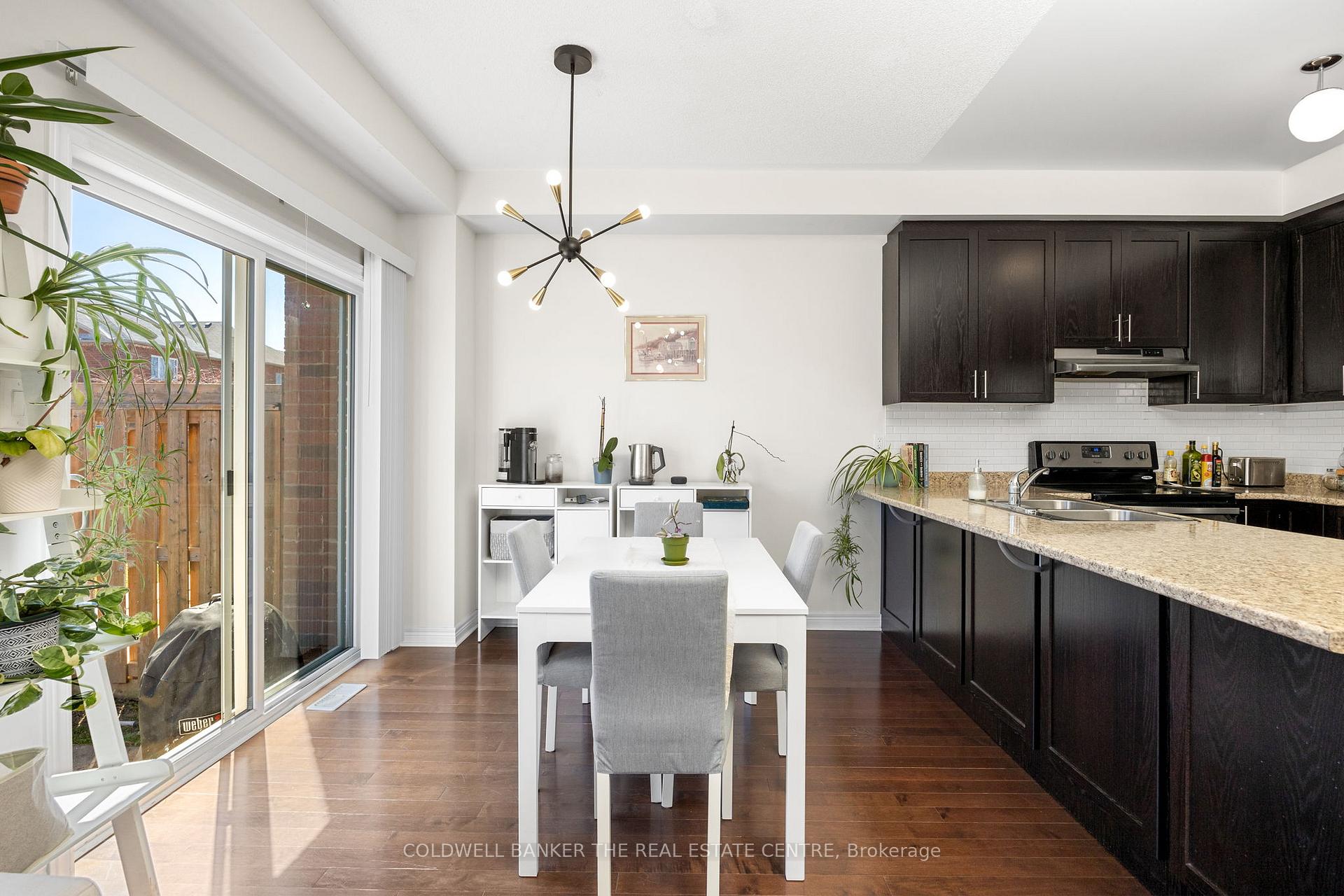 Photo 7 of 59 Forsyth Crescent, Barrie, West Bayfield — HOMEH