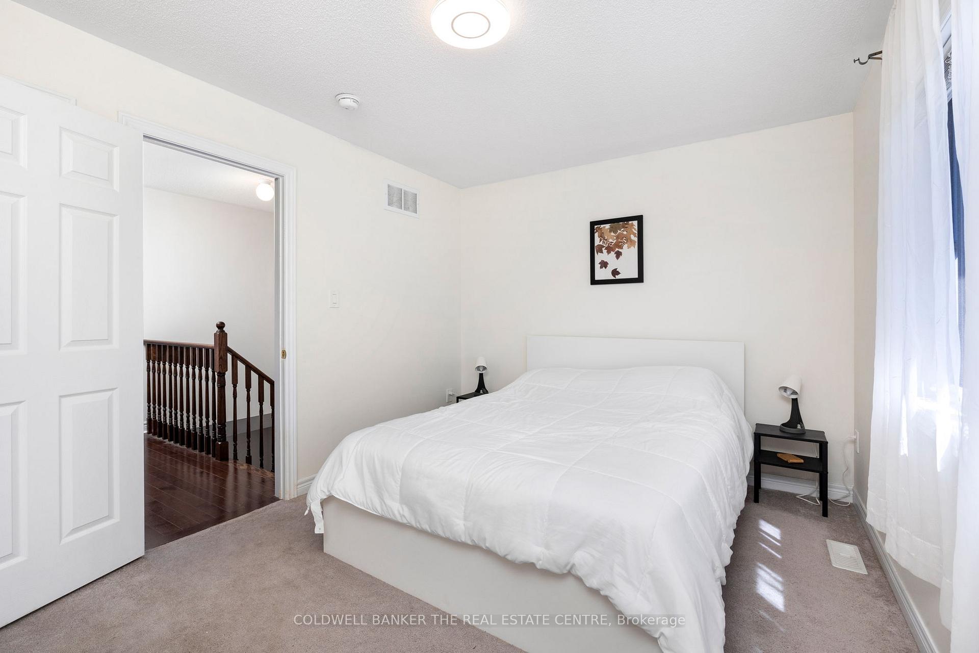 Photo 13 of 59 Forsyth Crescent, Barrie, West Bayfield — HOMEH