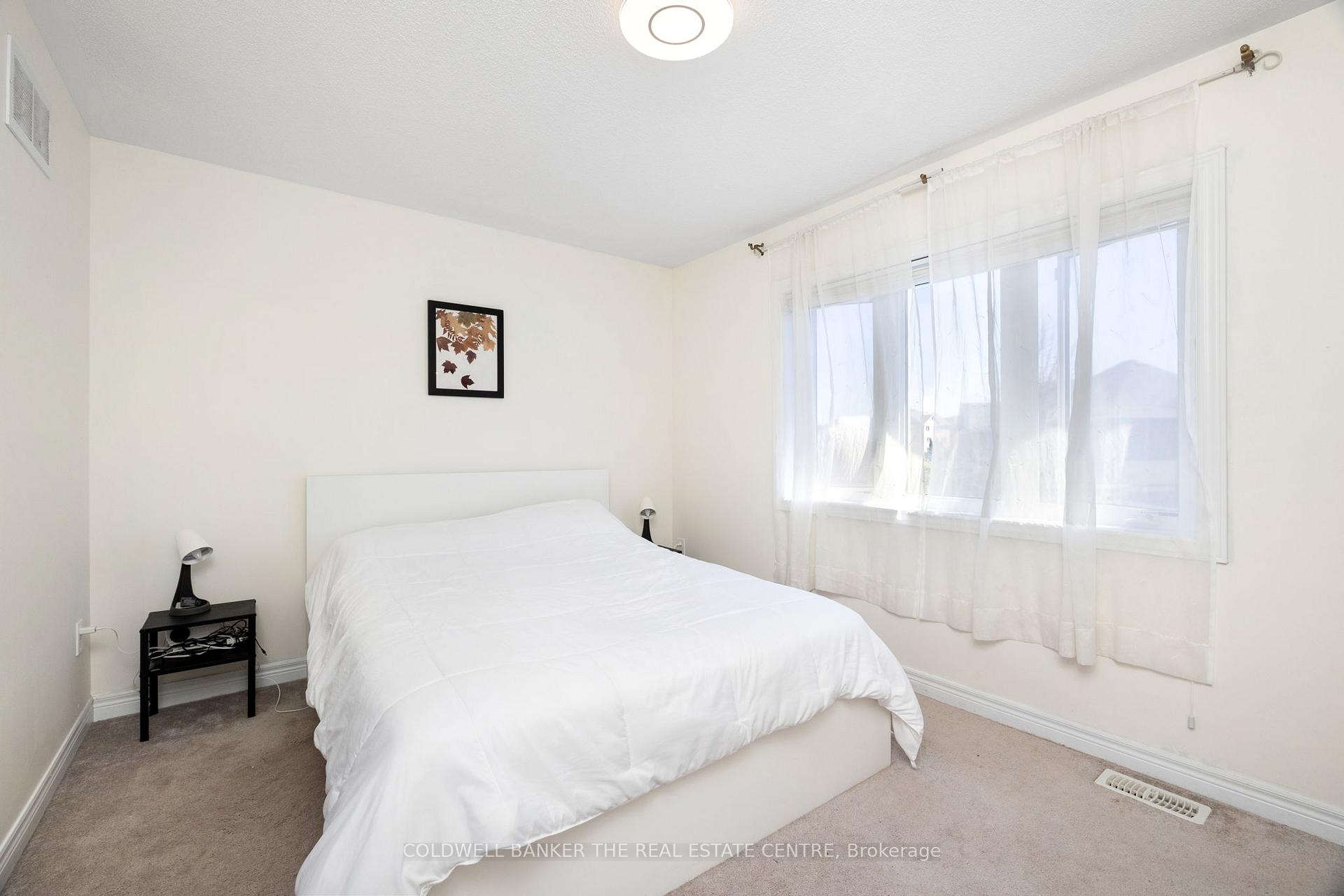 Photo 14 of 59 Forsyth Crescent, Barrie, West Bayfield — HOMEH