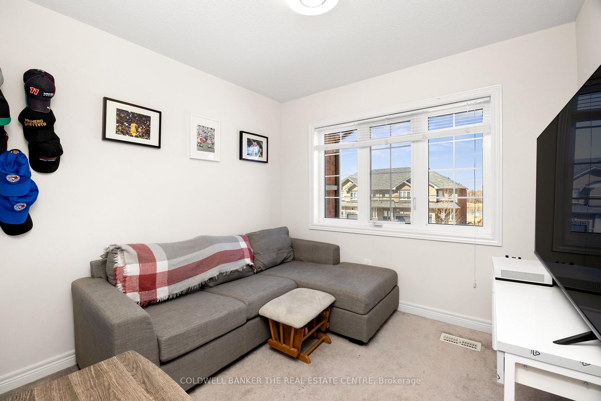 Photo 19 of 59 Forsyth Crescent, Barrie, West Bayfield — HOMEH