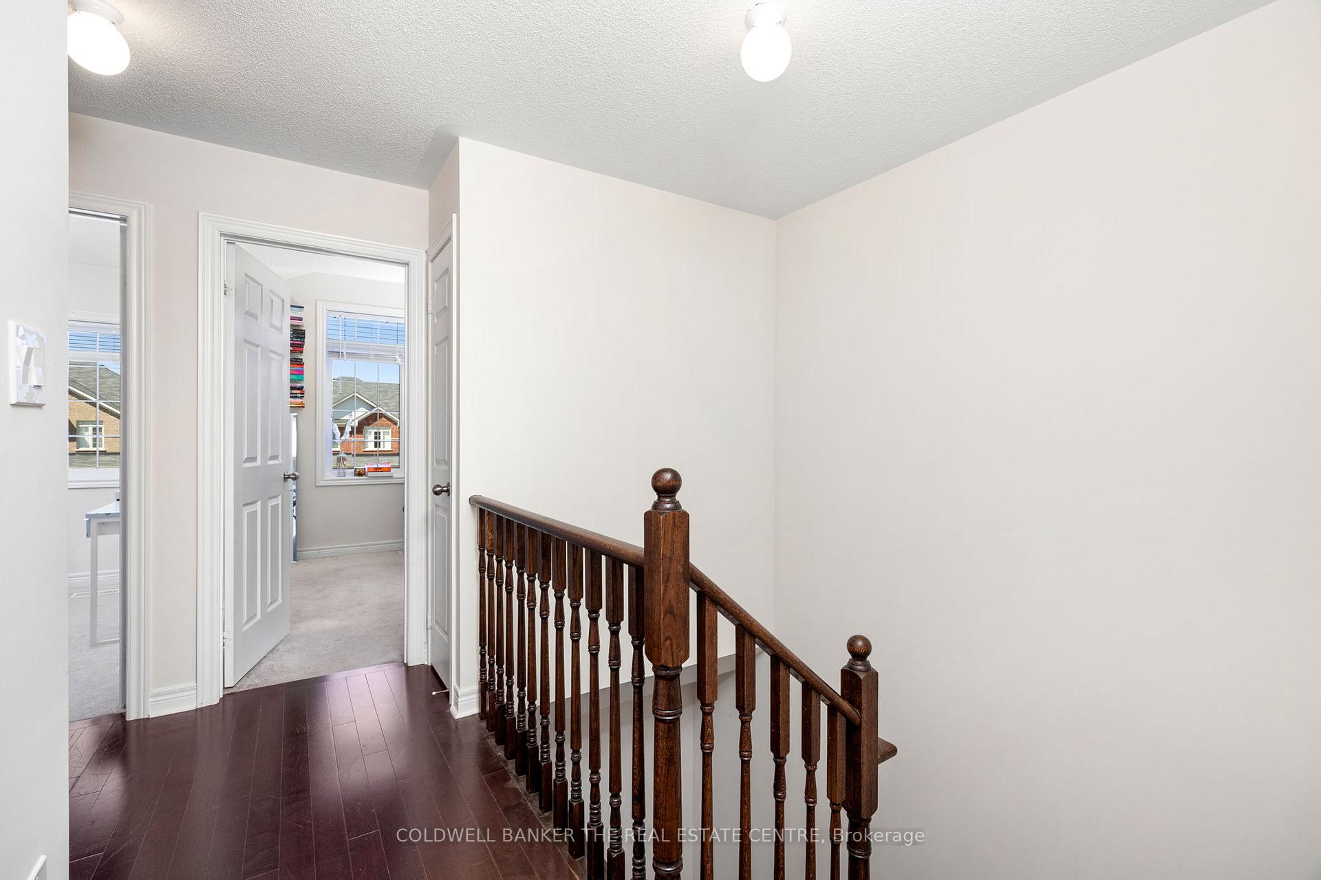 Photo 22 of 59 Forsyth Crescent, Barrie, West Bayfield — HOMEH