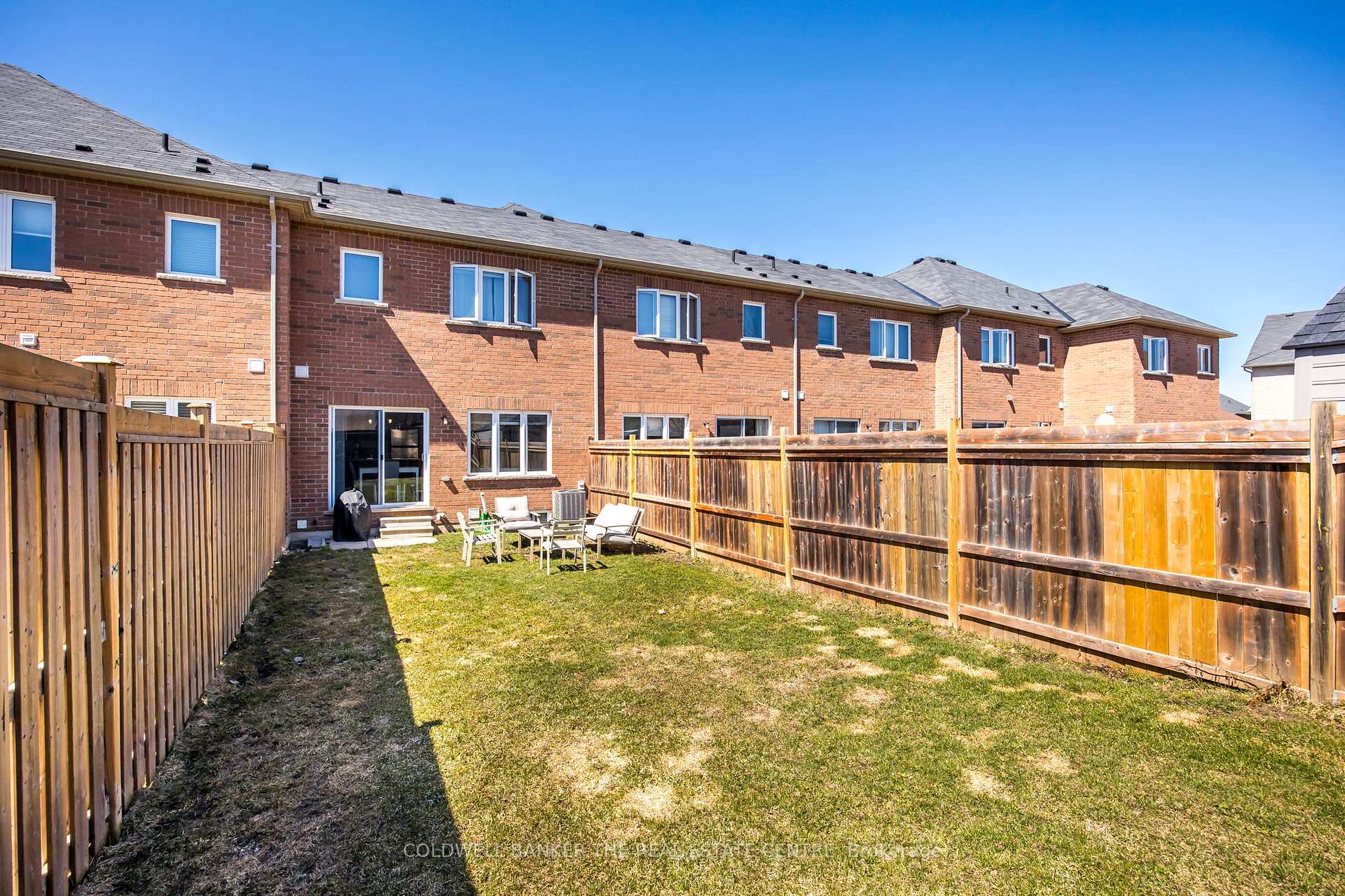 Photo 26 of 59 Forsyth Crescent, Barrie, West Bayfield — HOMEH