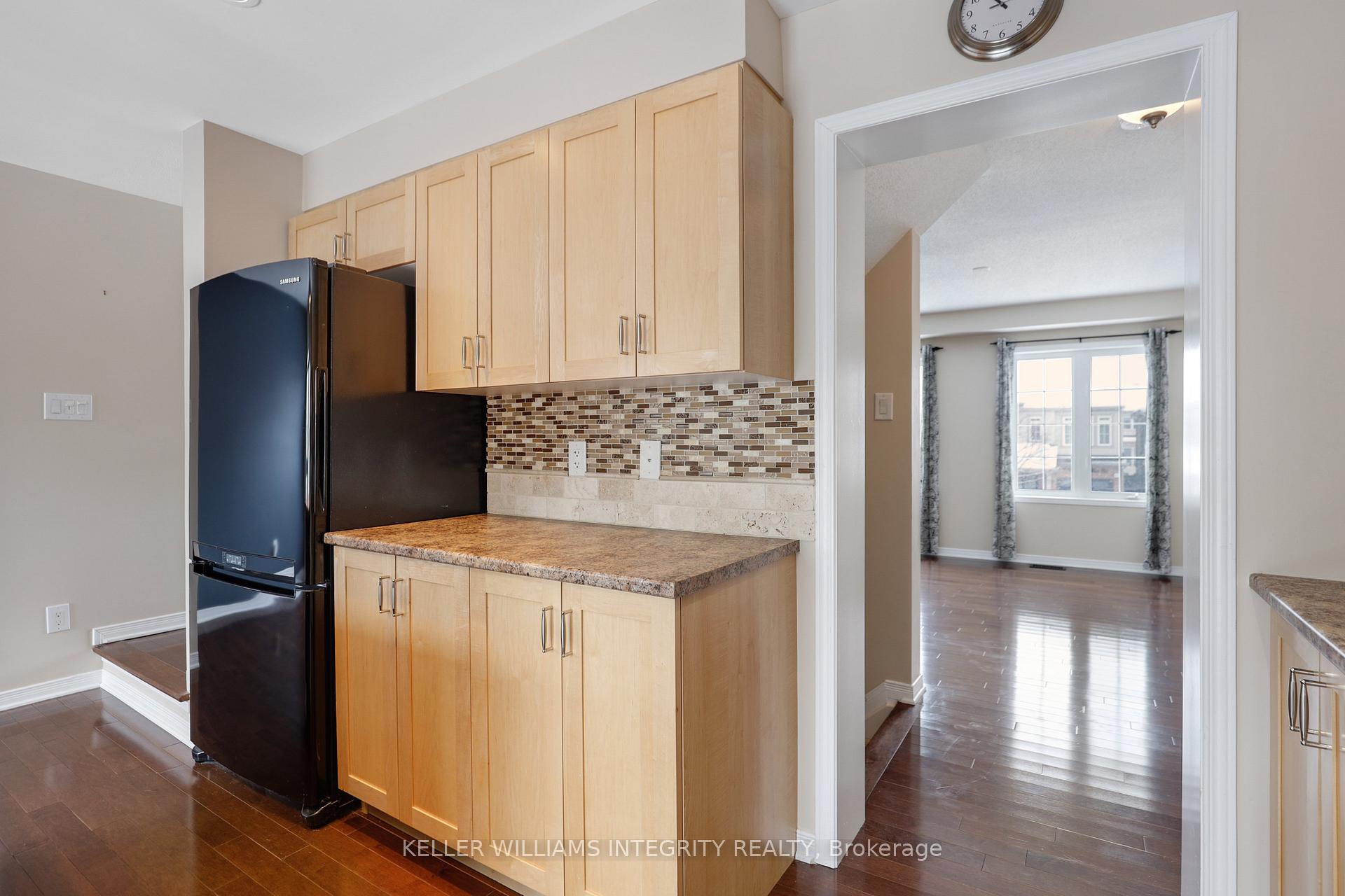 Photo 13 of 2223 River Mist Road, Ottawa, Barrhaven - Half Moon Bay — HOMEH