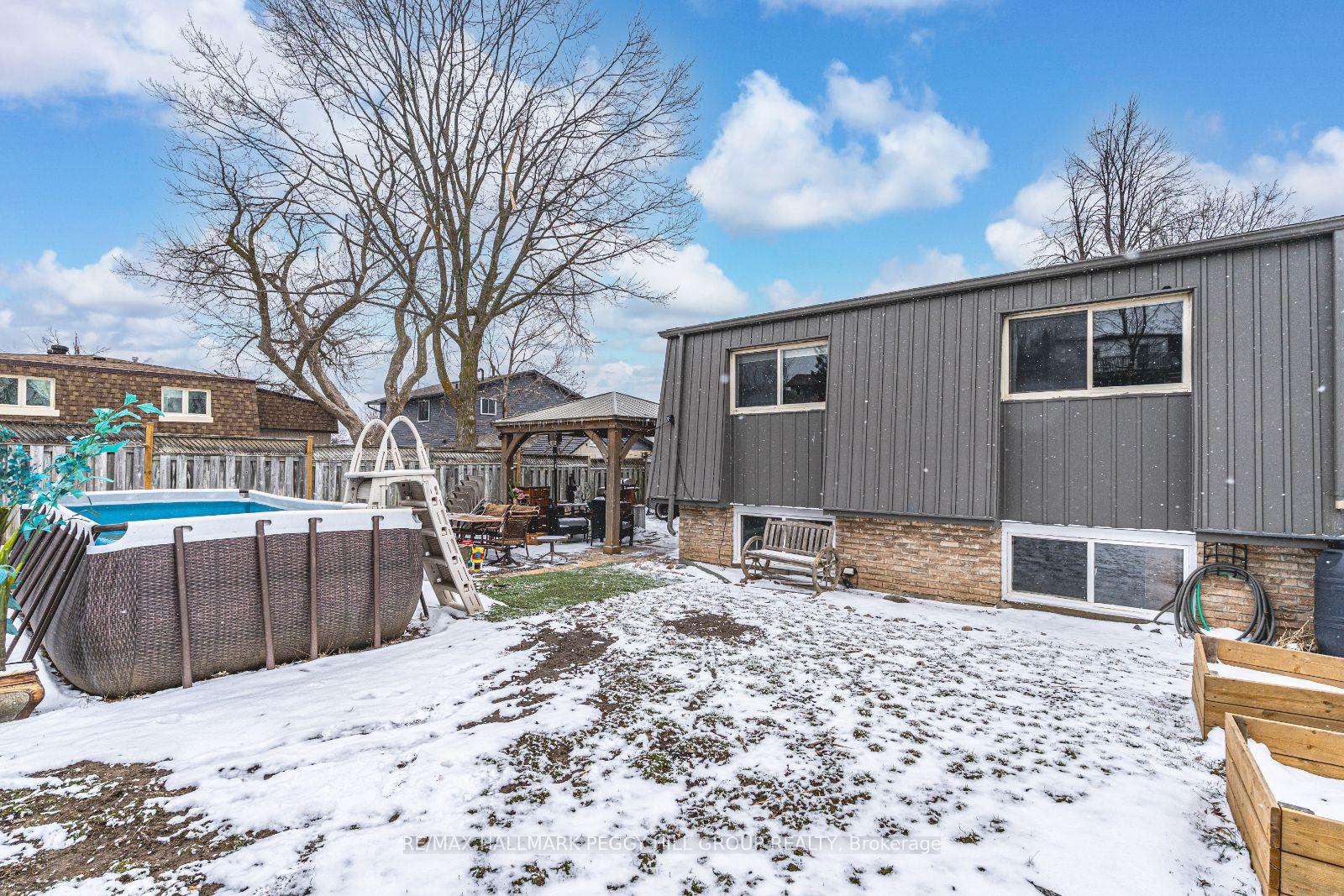 Photo 18 of 80 Daphne Crescent, Barrie, Cundles East — HOMEH