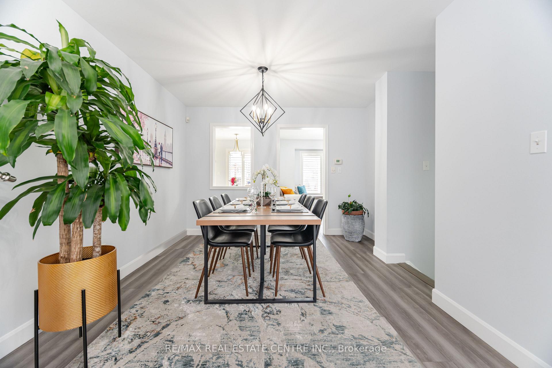 Photo 8 of 5575 Thorn Lane, Burlington, Orchard — HOMEH
