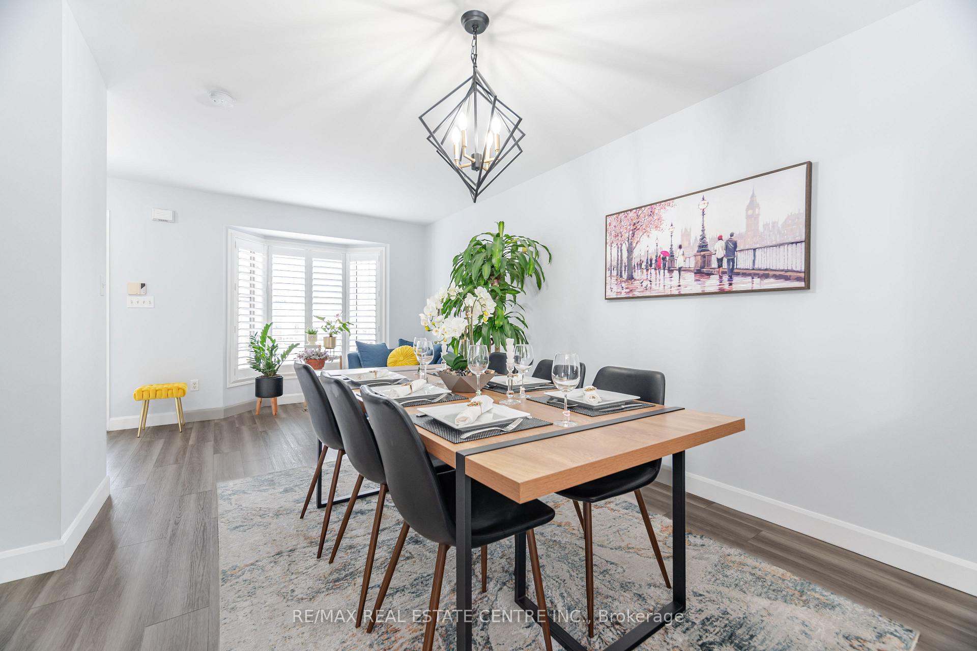 Photo 10 of 5575 Thorn Lane, Burlington, Orchard — HOMEH