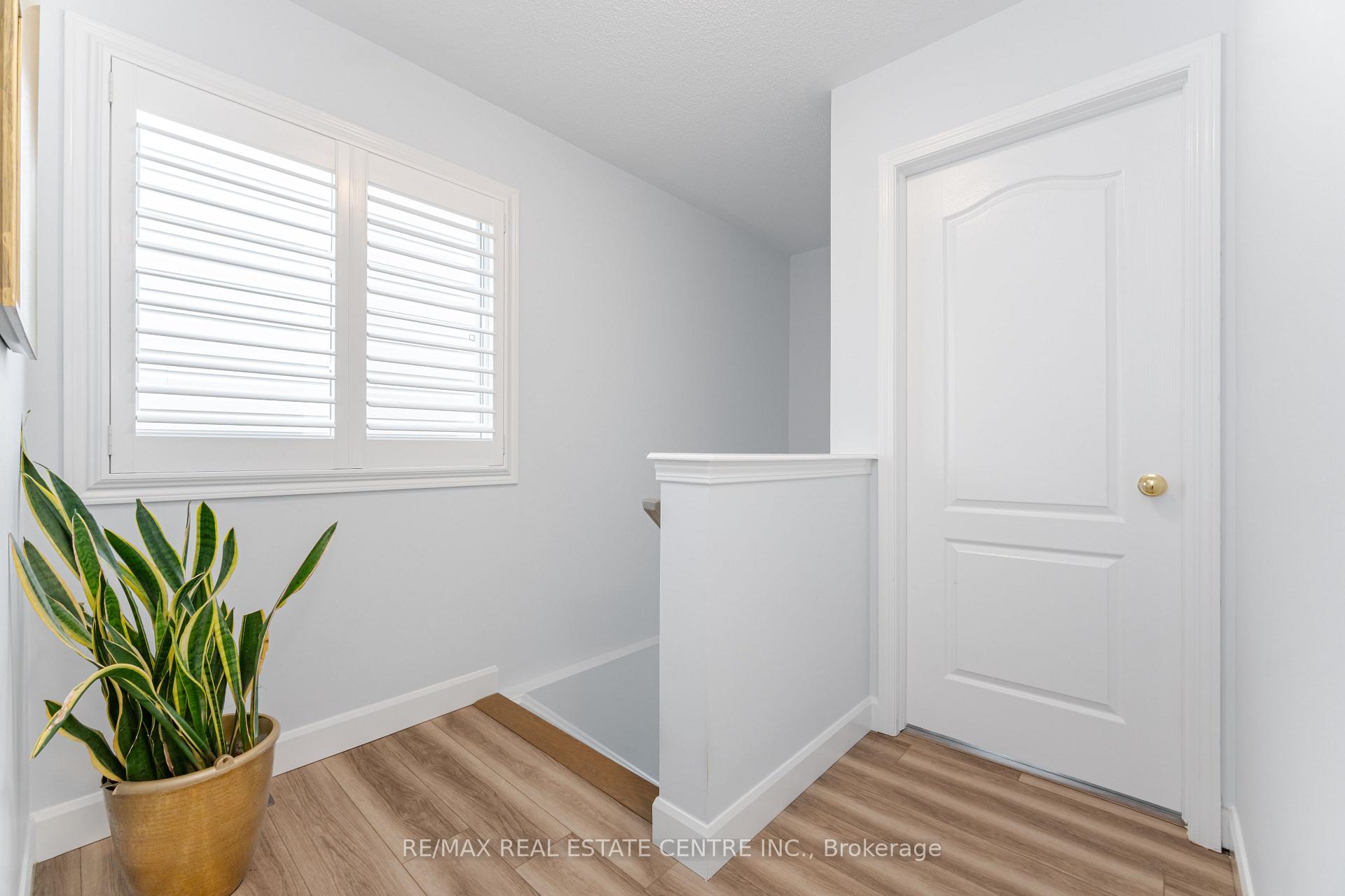 Photo 24 of 5575 Thorn Lane, Burlington, Orchard — HOMEH