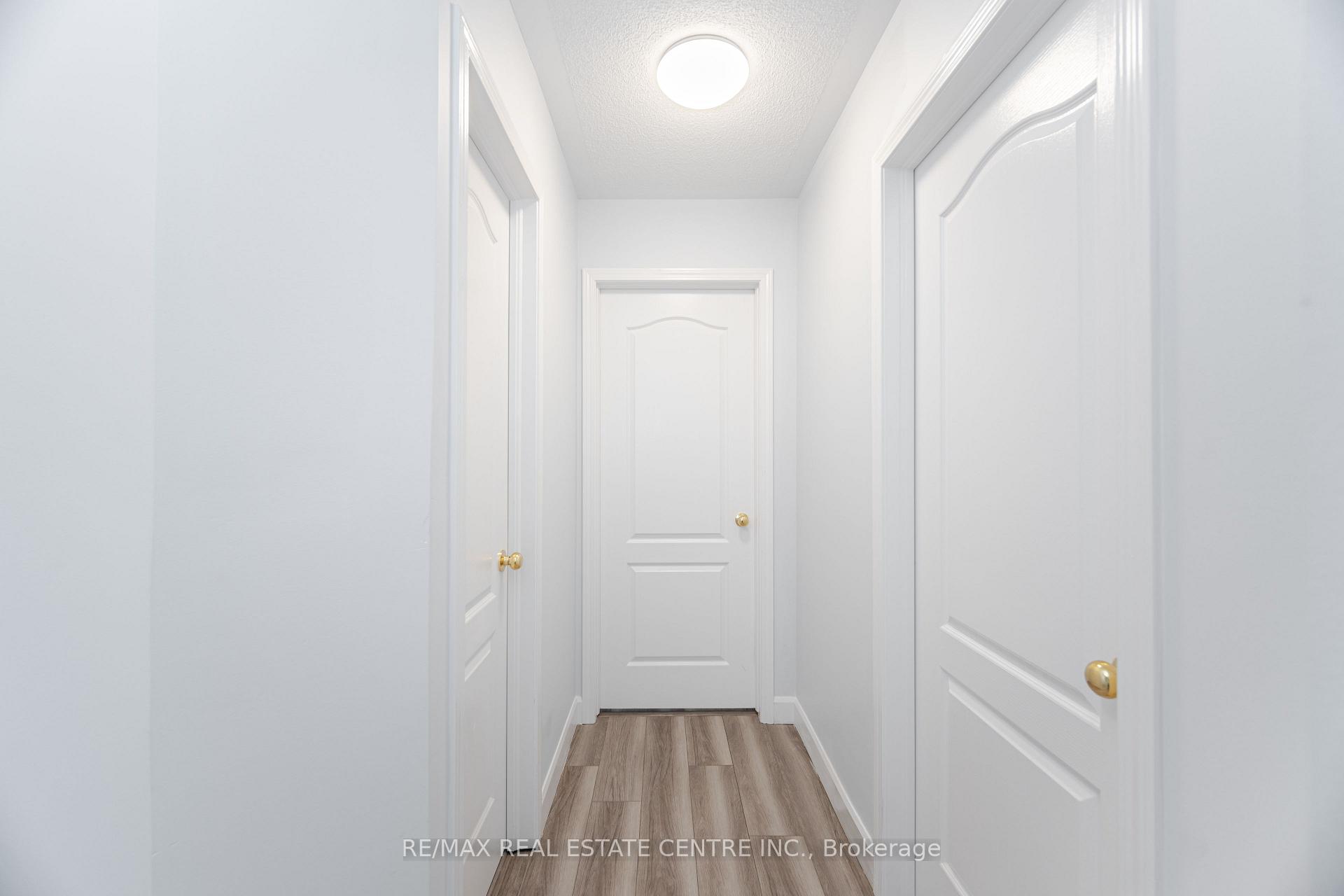 Photo 25 of 5575 Thorn Lane, Burlington, Orchard — HOMEH