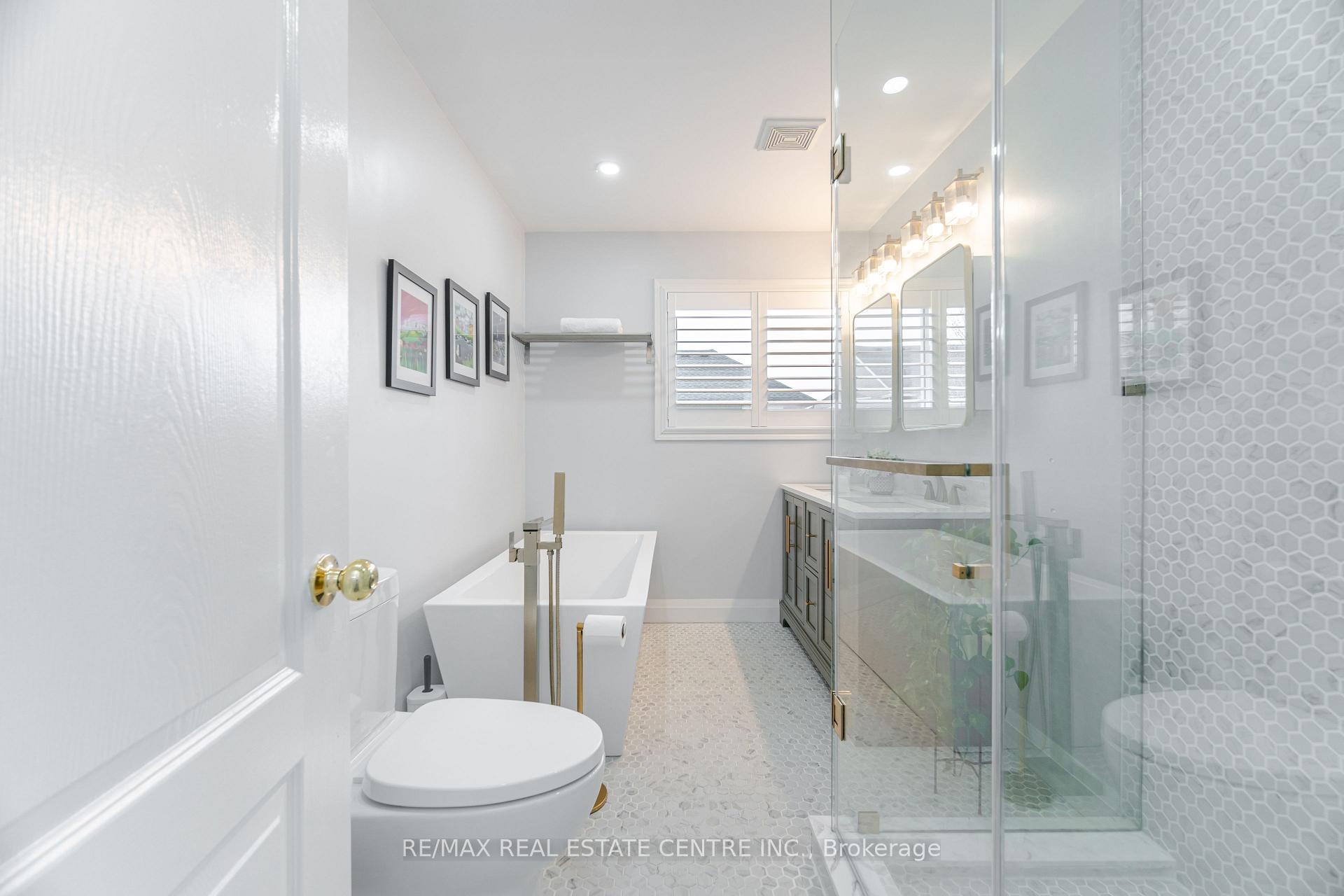 Photo 29 of 5575 Thorn Lane, Burlington, Orchard — HOMEH