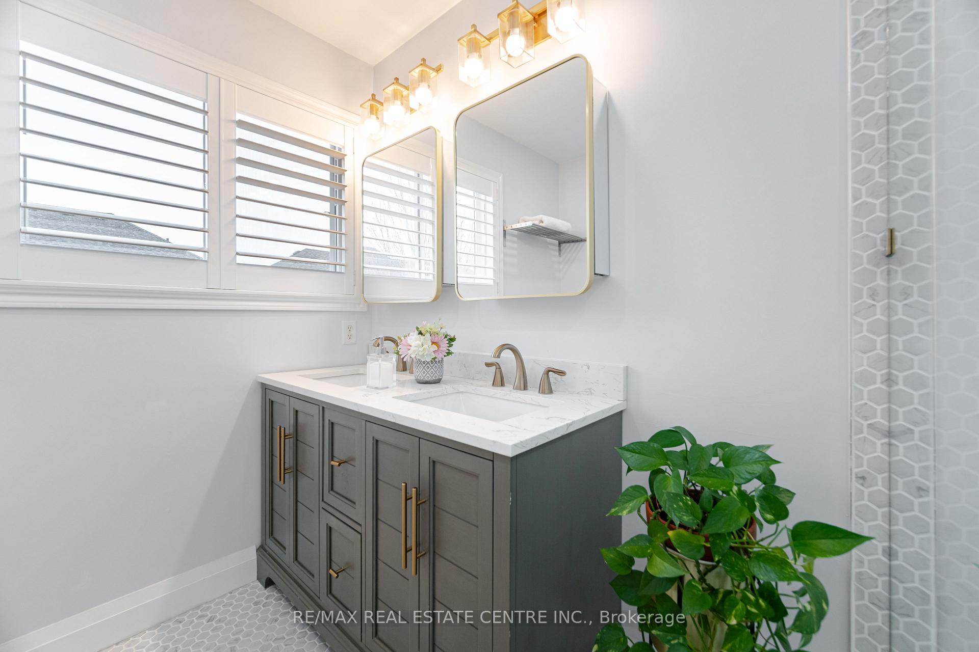 Photo 30 of 5575 Thorn Lane, Burlington, Orchard — HOMEH