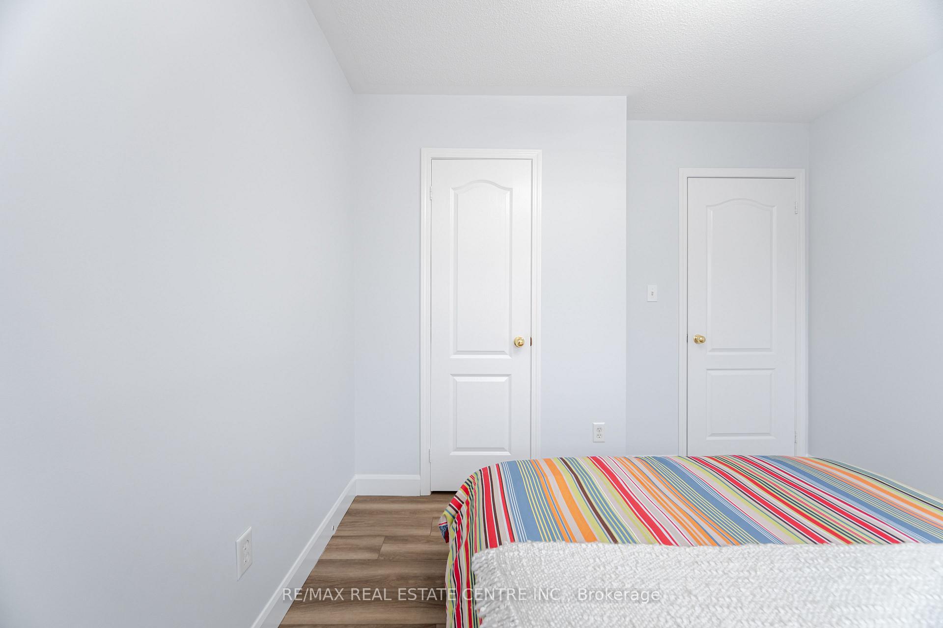 Photo 34 of 5575 Thorn Lane, Burlington, Orchard — HOMEH