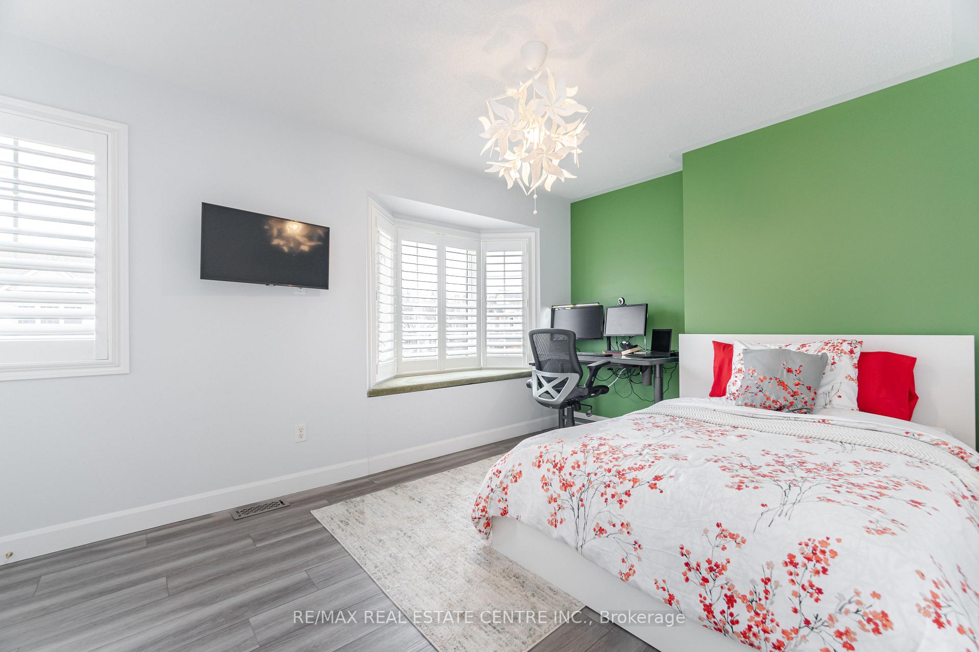 Photo 37 of 5575 Thorn Lane, Burlington, Orchard — HOMEH