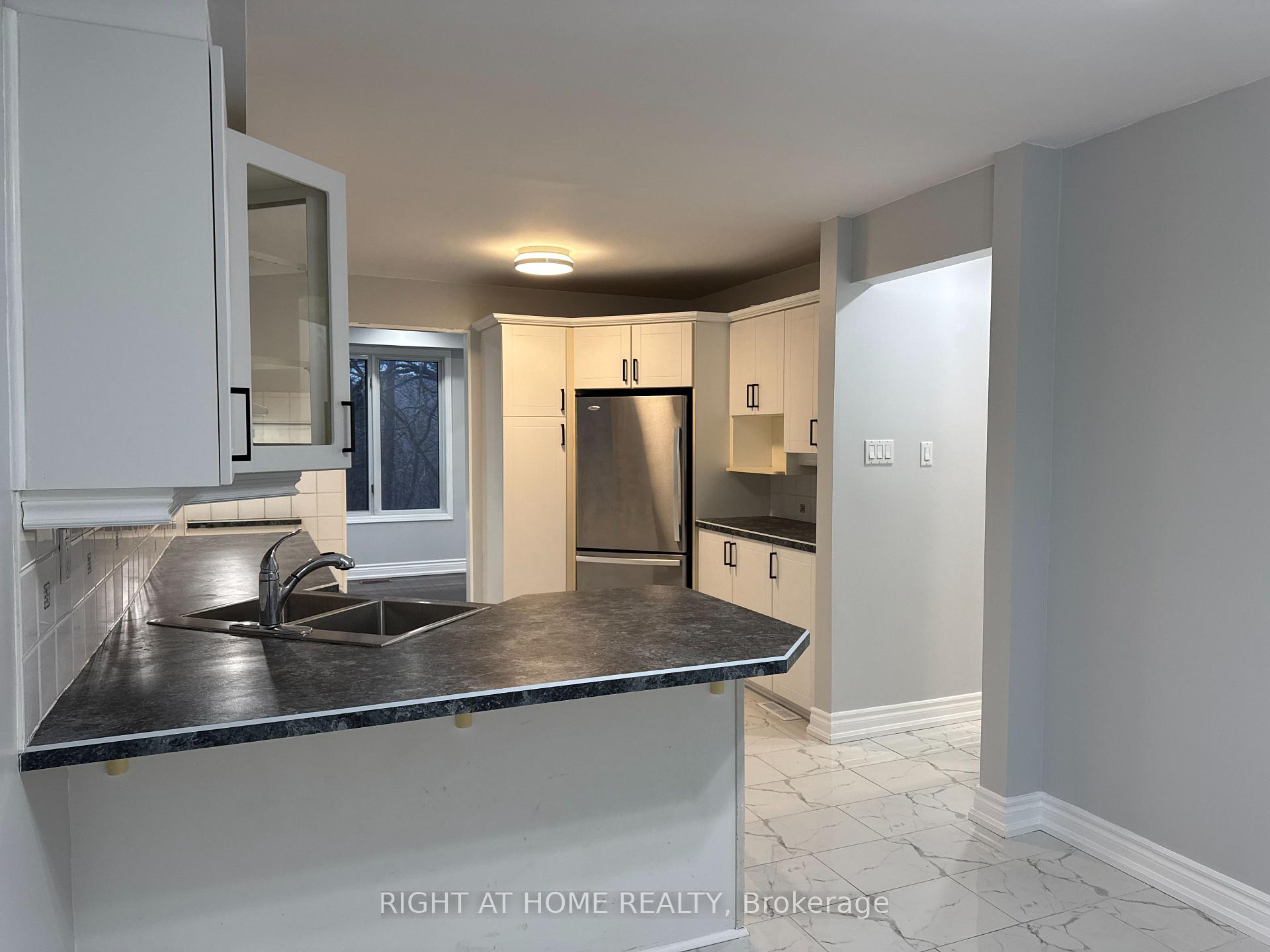 Photo 15 of 1222 Cherrydown Drive, Oshawa, Donevan — HOMEH
