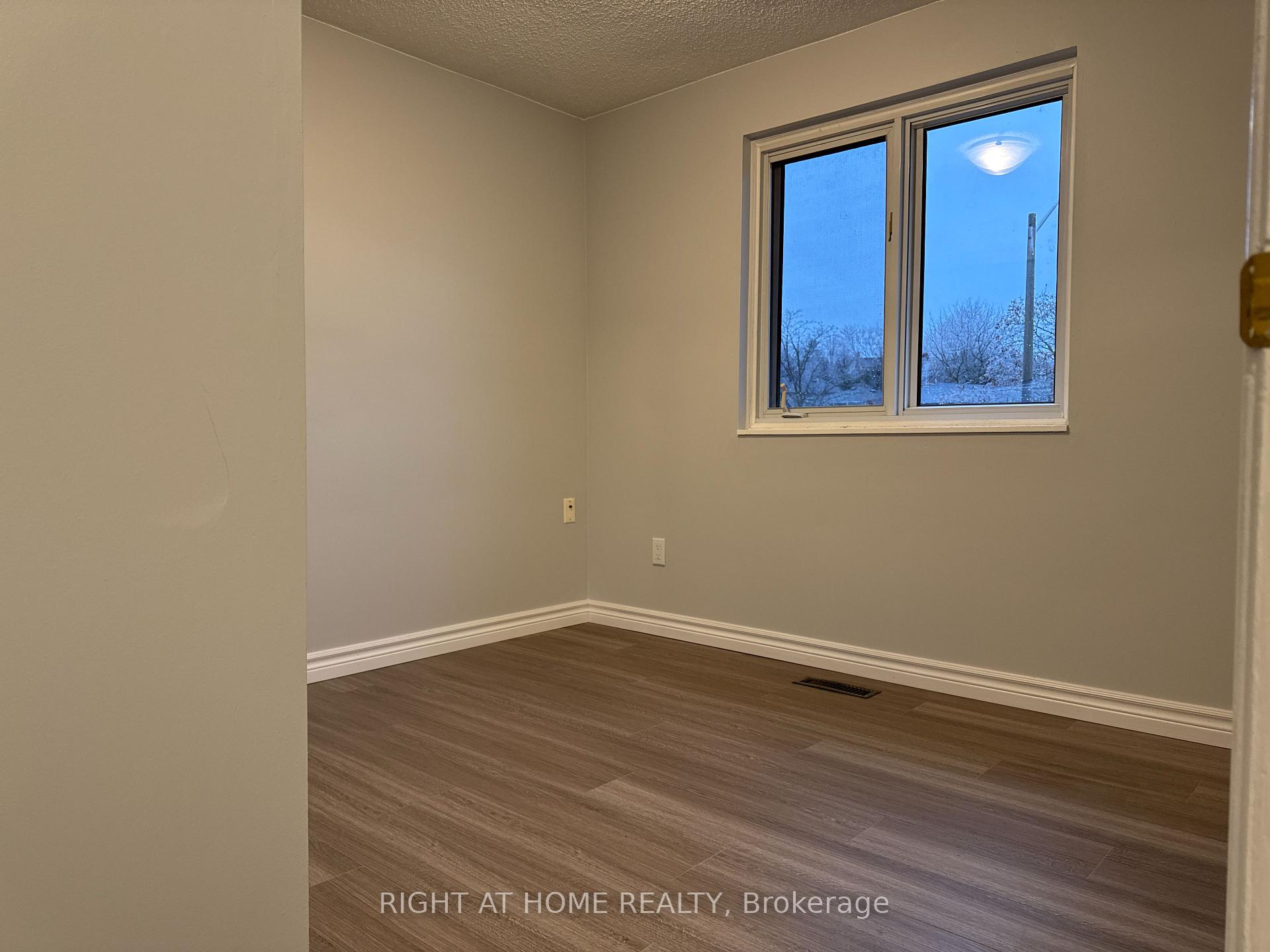 Photo 23 of 1222 Cherrydown Drive, Oshawa, Donevan — HOMEH