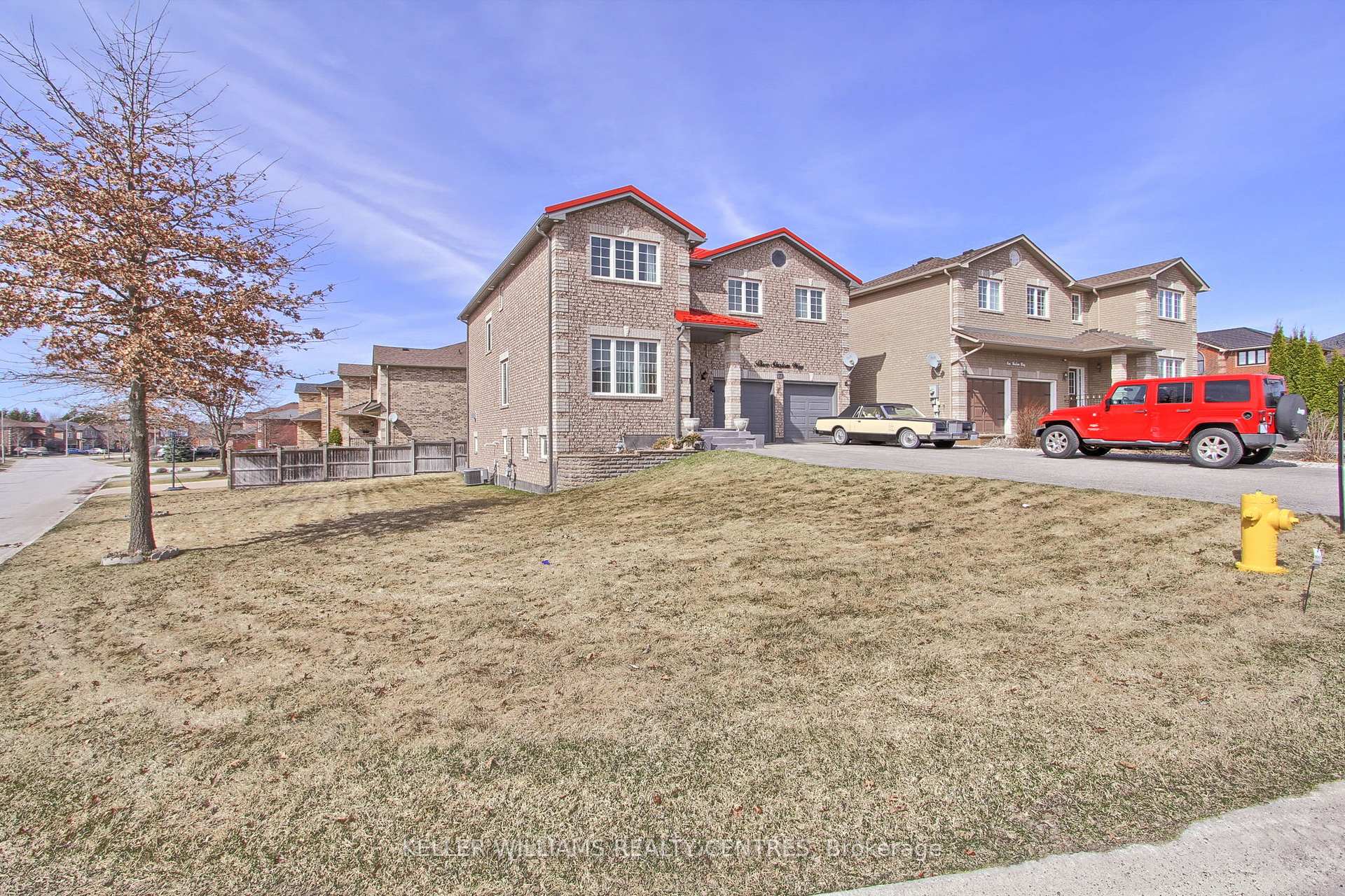 Photo 2 of 3 Shalom Way, Barrie, Painswick South — HOMEH