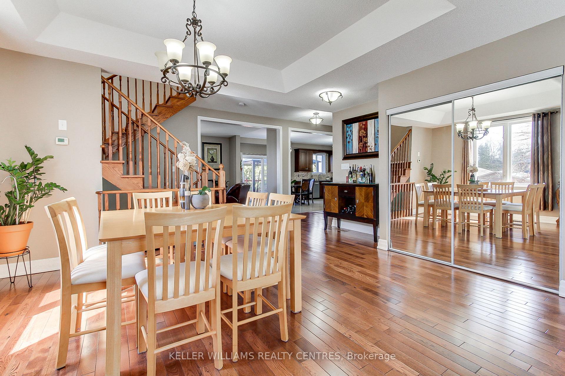 Photo 13 of 3 Shalom Way, Barrie, Painswick South — HOMEH