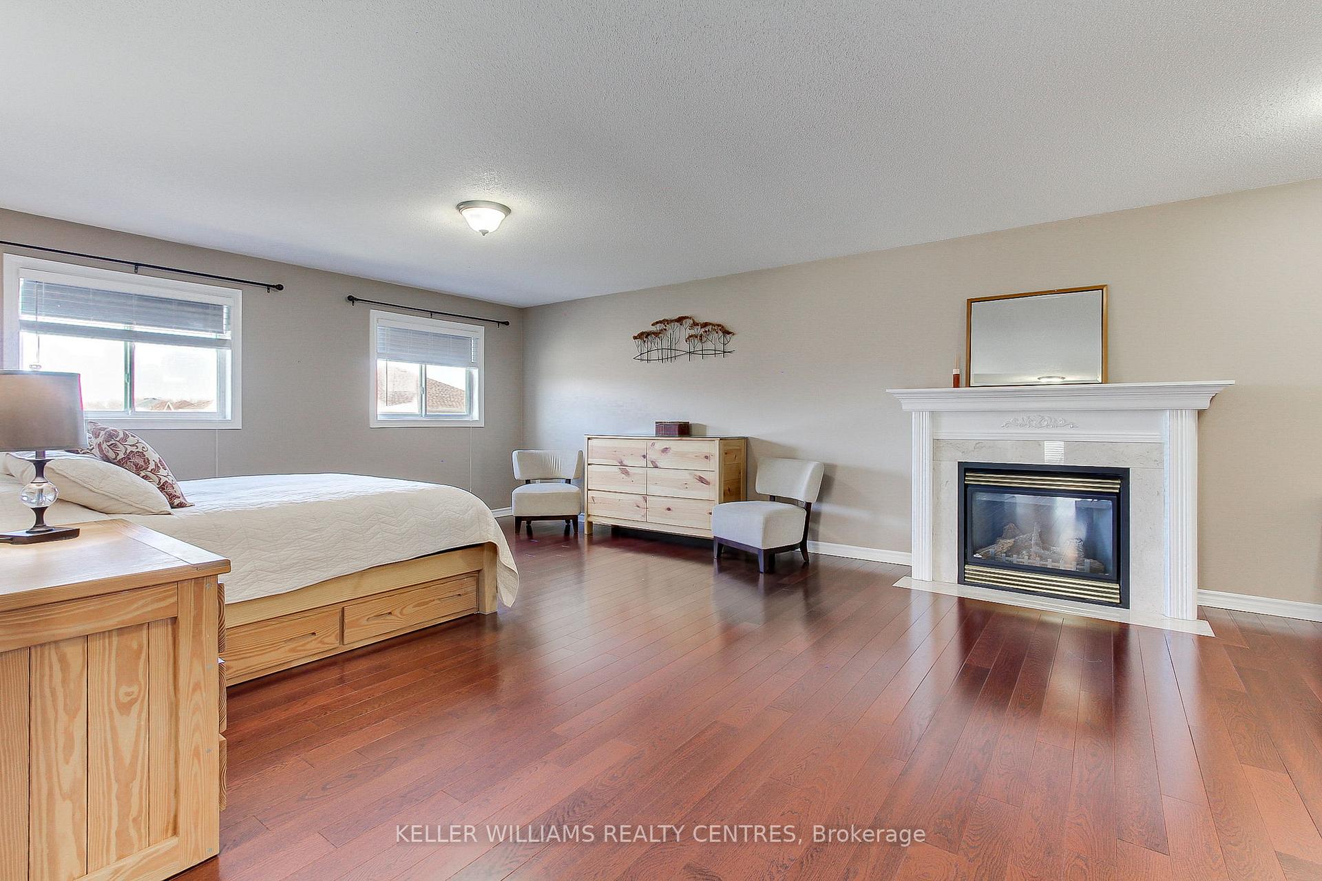 Photo 22 of 3 Shalom Way, Barrie, Painswick South — HOMEH