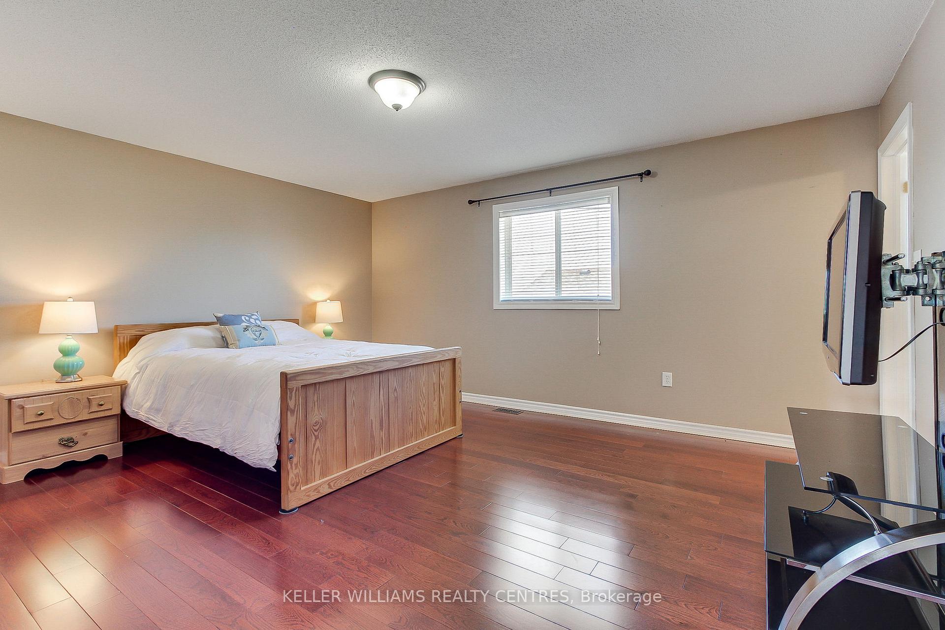 Photo 26 of 3 Shalom Way, Barrie, Painswick South — HOMEH
