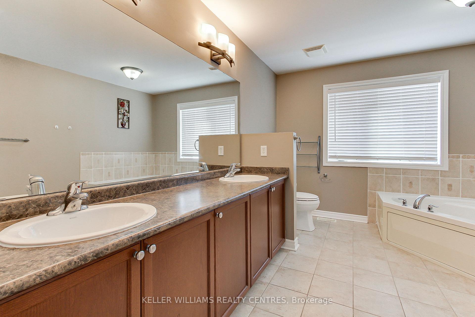 Photo 31 of 3 Shalom Way, Barrie, Painswick South — HOMEH