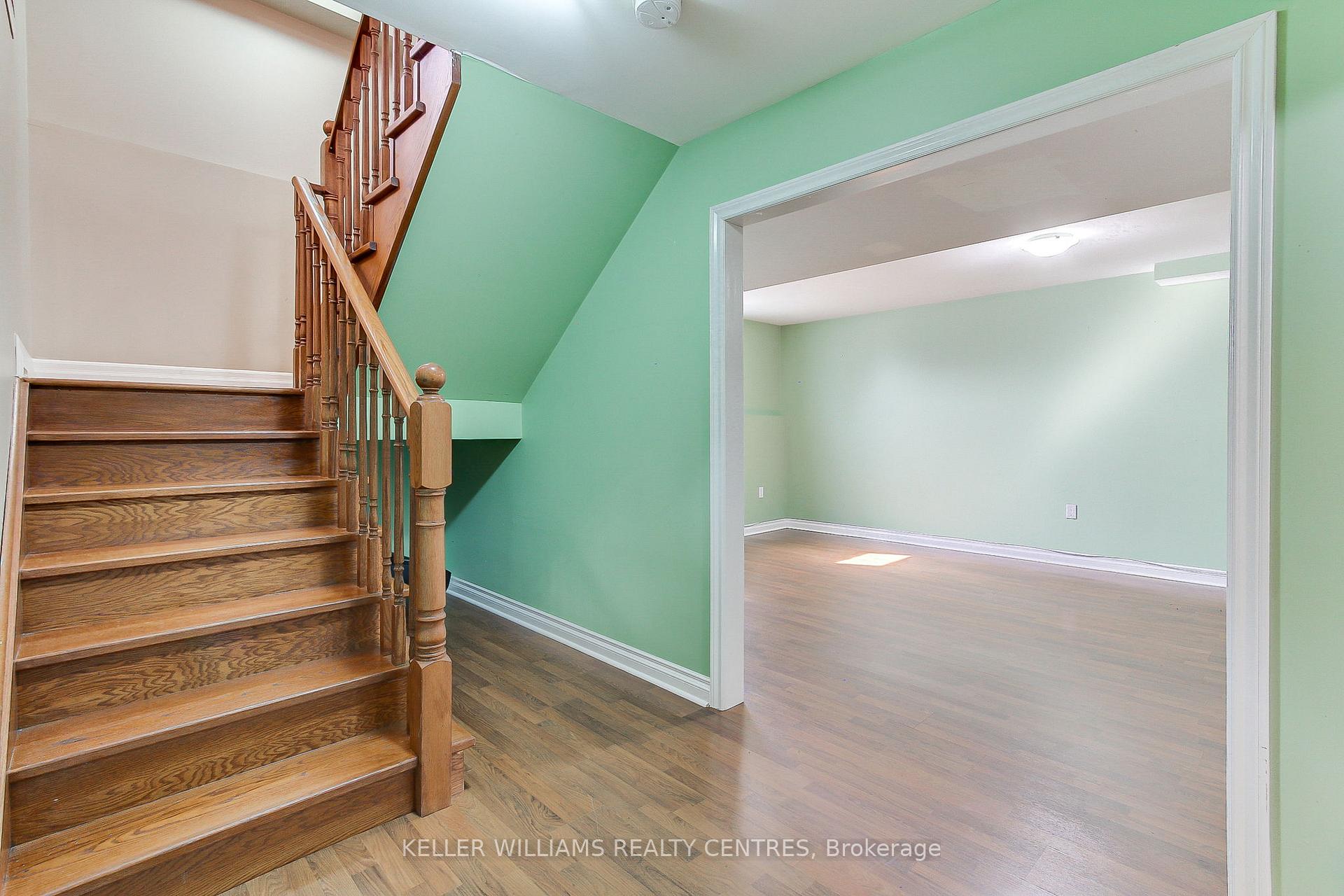 Photo 38 of 3 Shalom Way, Barrie, Painswick South — HOMEH