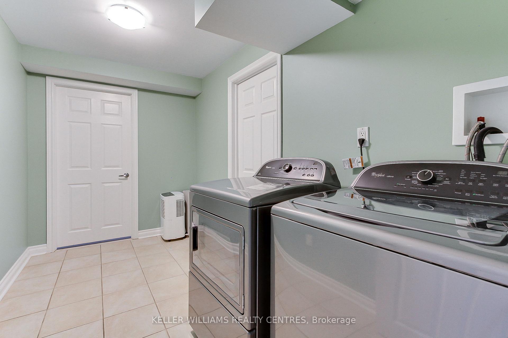 Photo 46 of 3 Shalom Way, Barrie, Painswick South — HOMEH