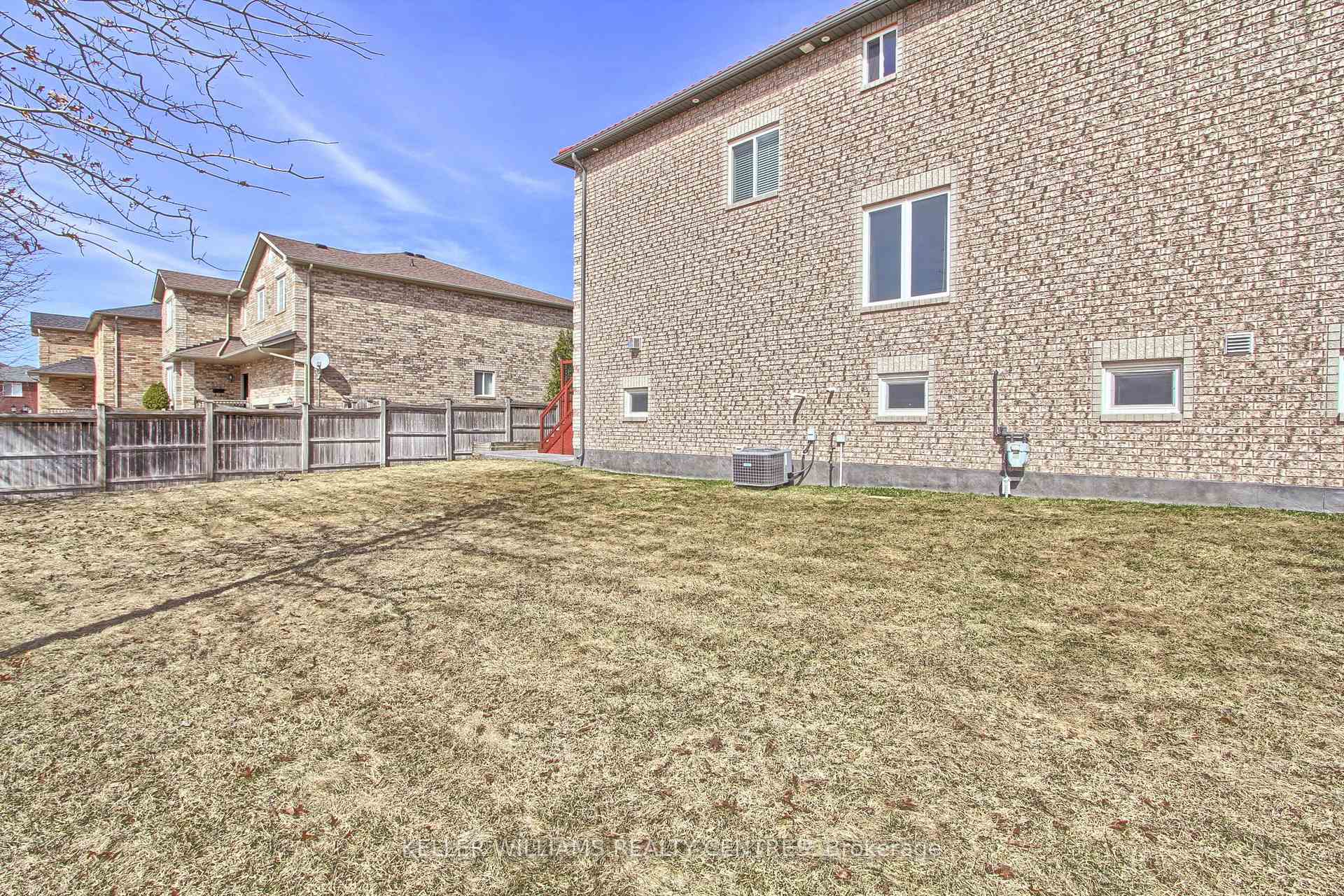 Photo 50 of 3 Shalom Way, Barrie, Painswick South — HOMEH