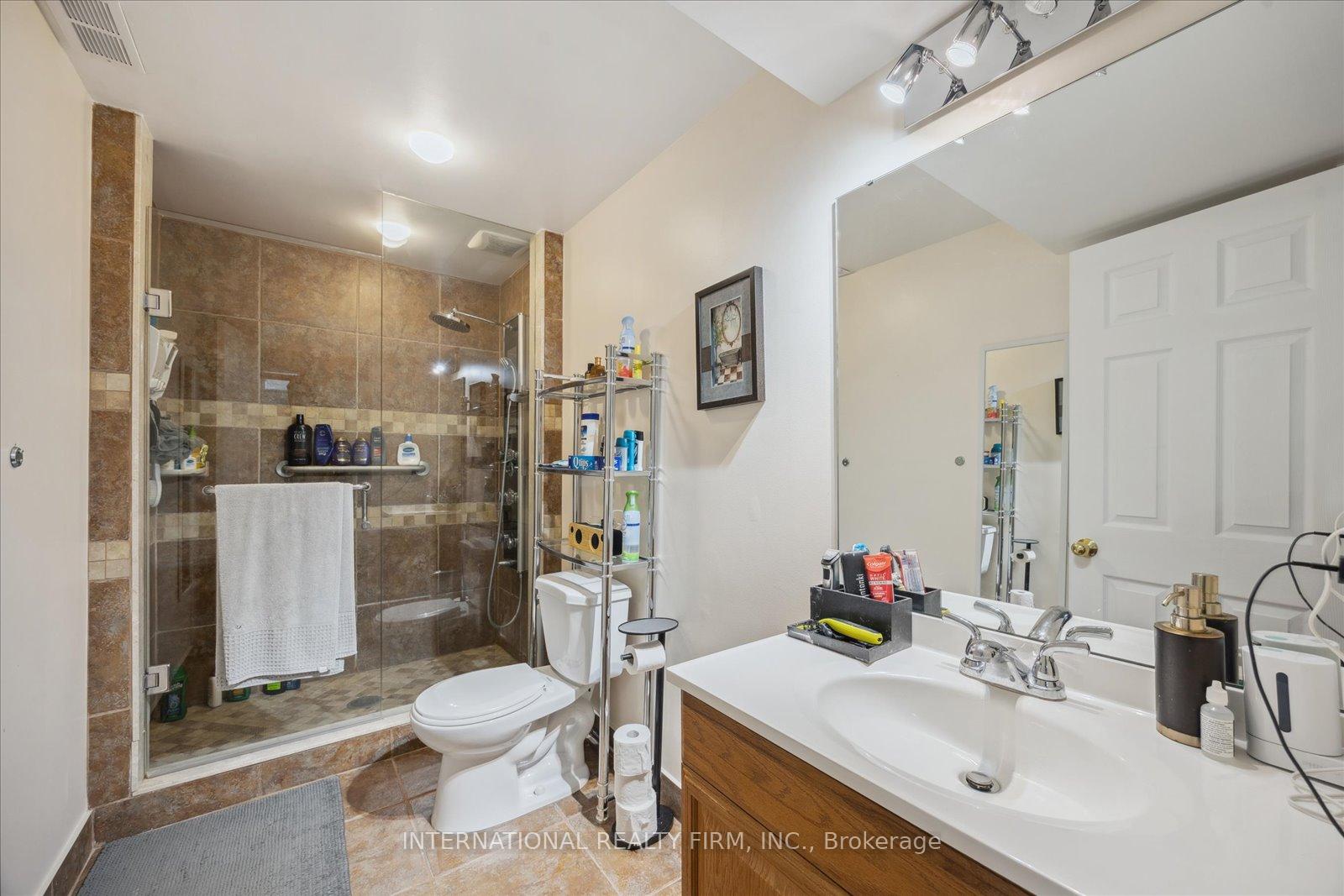 Photo 21 of 1306 Macinally Court, Oshawa, Pinecrest — HOMEH