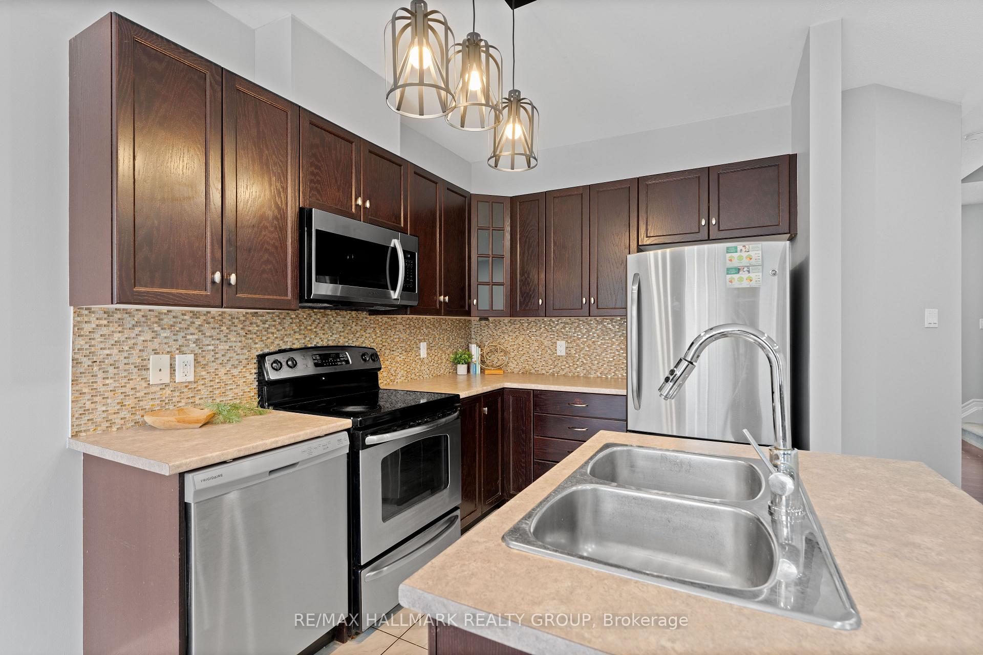 Photo 12 of 185 Claridge Drive, Ottawa, Barrhaven - Longfields — HOMEH