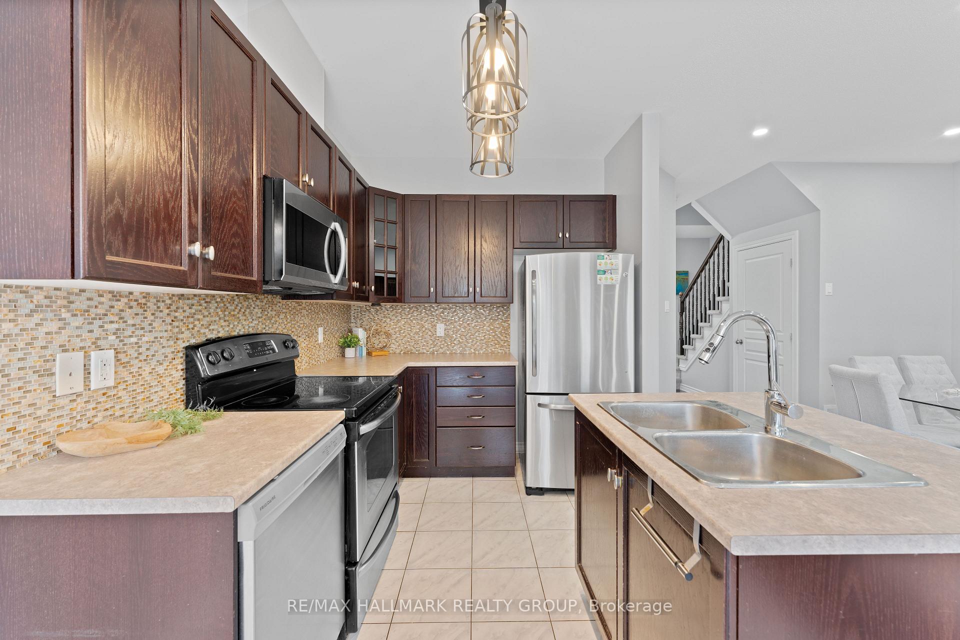 Photo 13 of 185 Claridge Drive, Ottawa, Barrhaven - Longfields — HOMEH