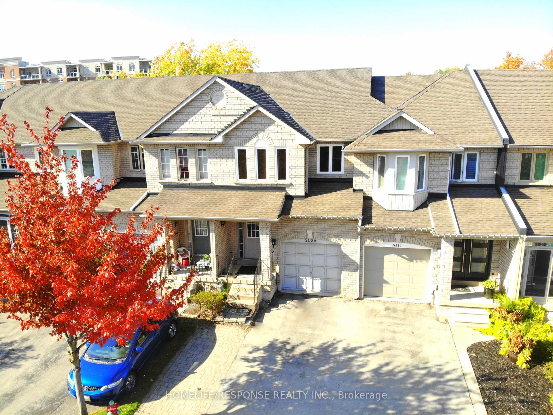 Photo 1 of 5109 Falconcrest Drive, Burlington, Uptown — HOMEH
