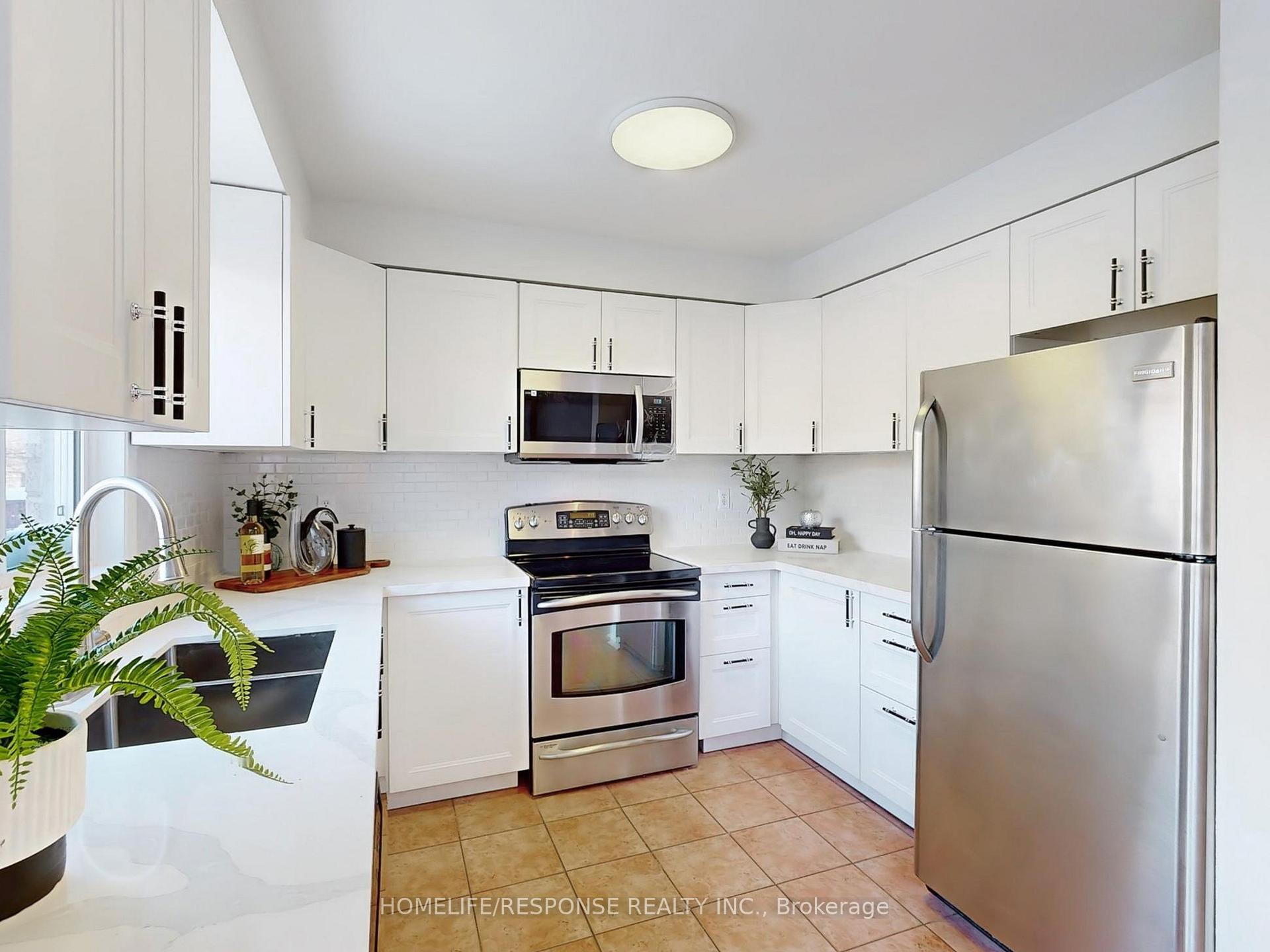 Photo 16 of 5109 Falconcrest Drive, Burlington, Uptown — HOMEH