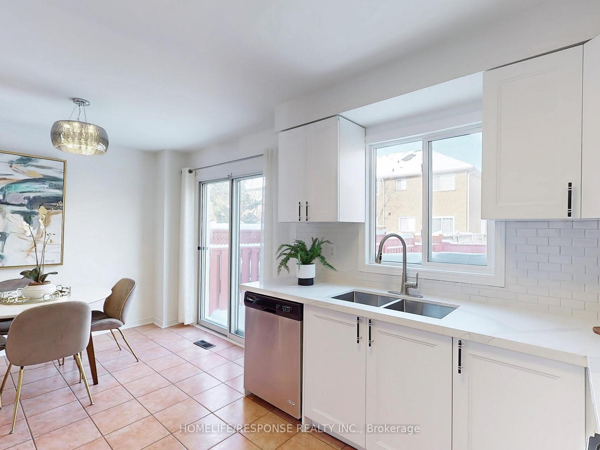 Photo 18 of 5109 Falconcrest Drive, Burlington, Uptown — HOMEH