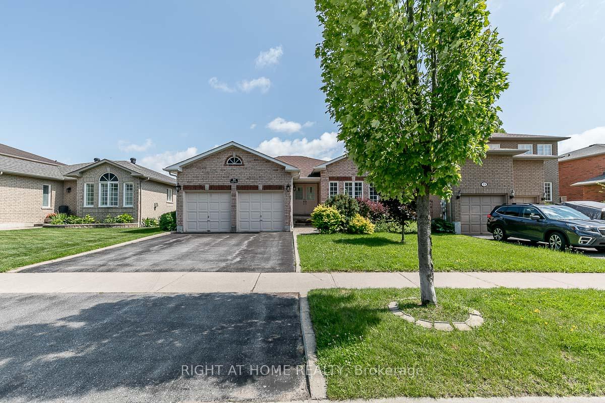 Photo 2 of 71 Ruffet Drive, Barrie, Edgehill Drive — HOMEH