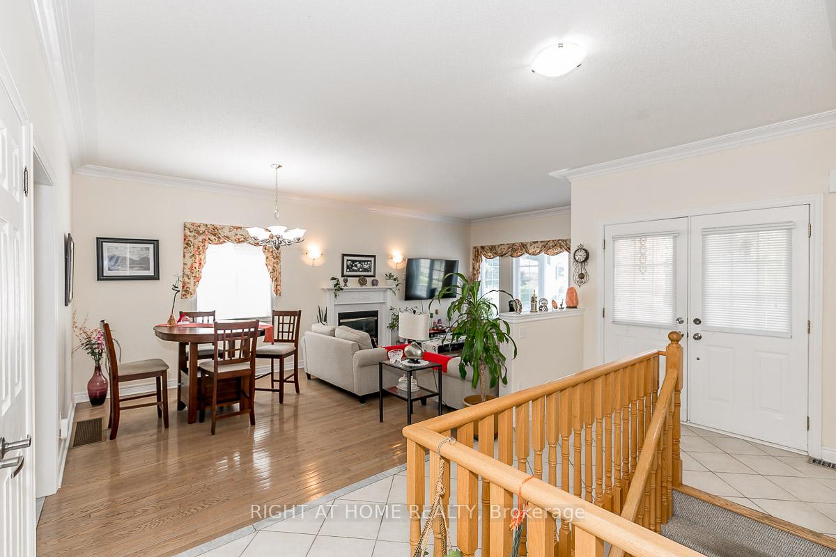 Photo 5 of 71 Ruffet Drive, Barrie, Edgehill Drive — HOMEH