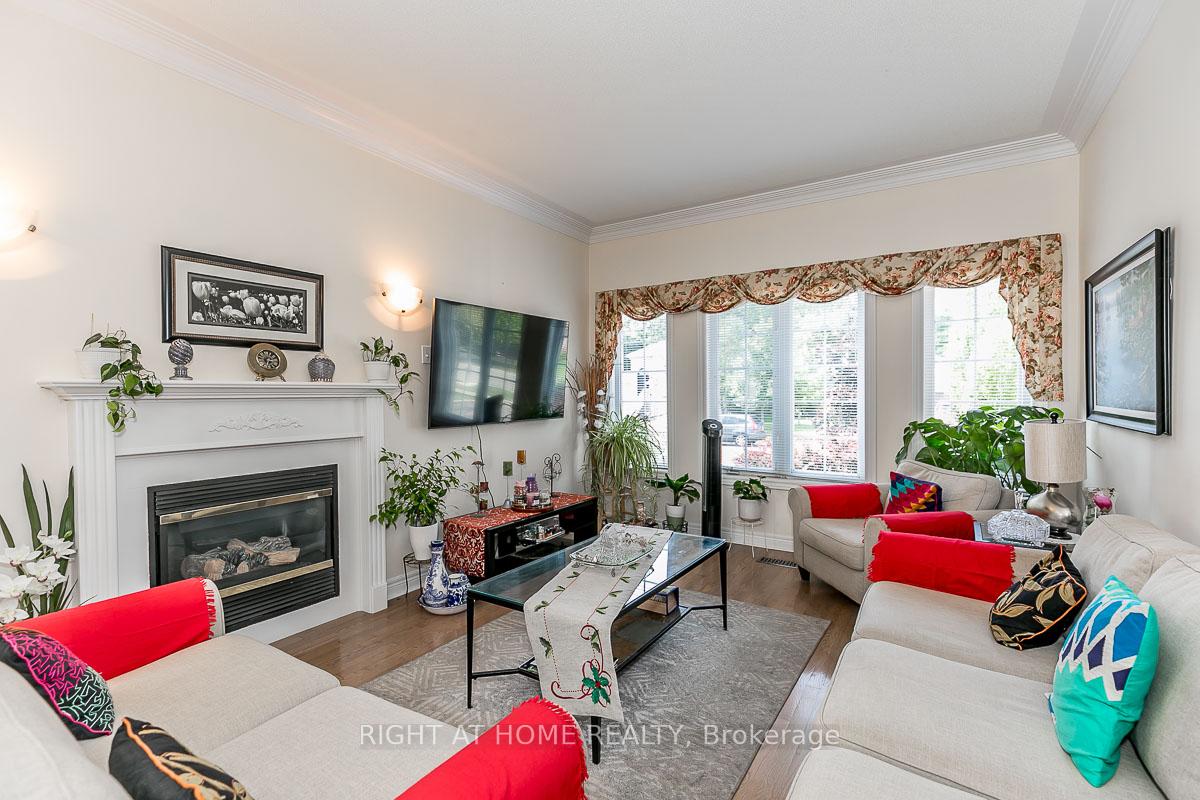 Photo 9 of 71 Ruffet Drive, Barrie, Edgehill Drive — HOMEH